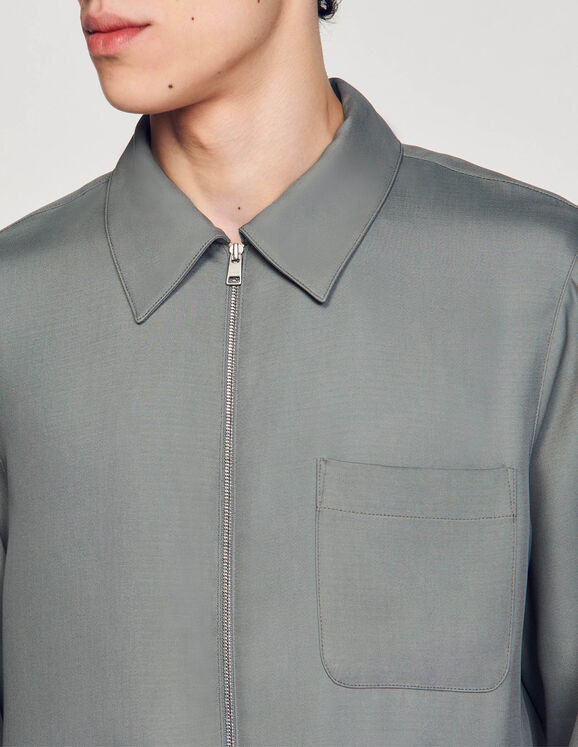Zip-up shirt