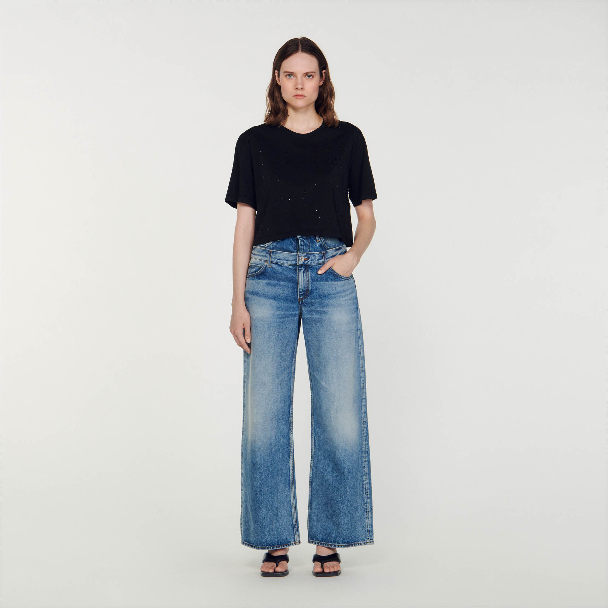 Cropped T-shirt with rhinestones