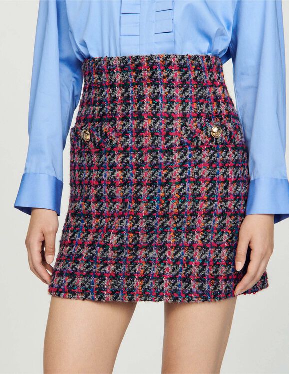 Short tweed skirt