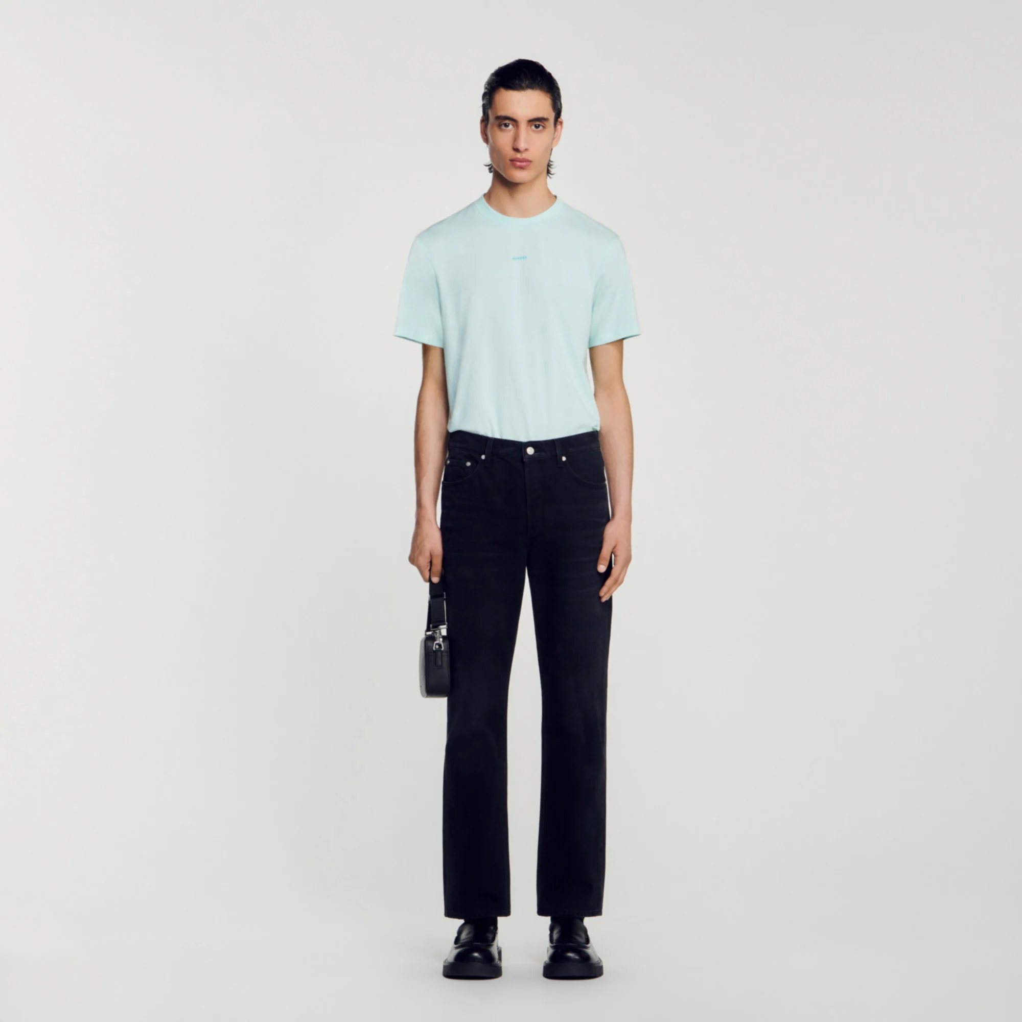 Straight-leg jeans
