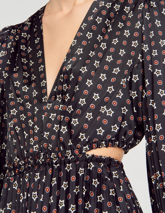 Long printed dress with pleats