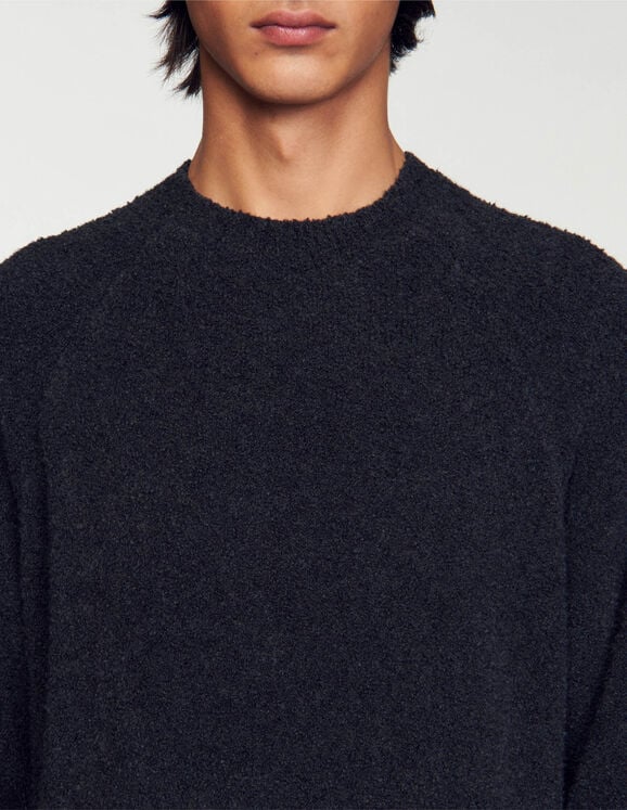 Long-sleeved sweater