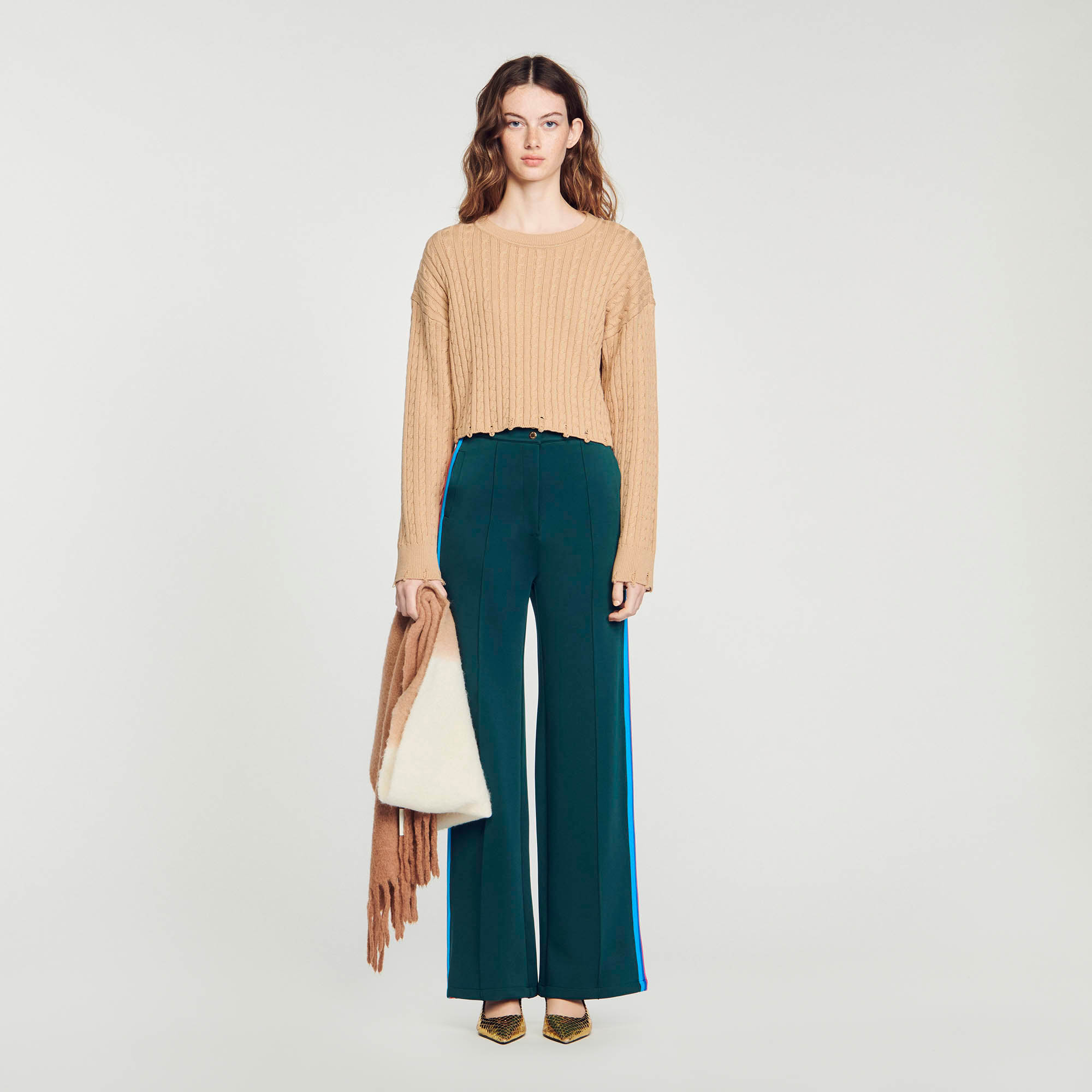 Oversized cropped sweater