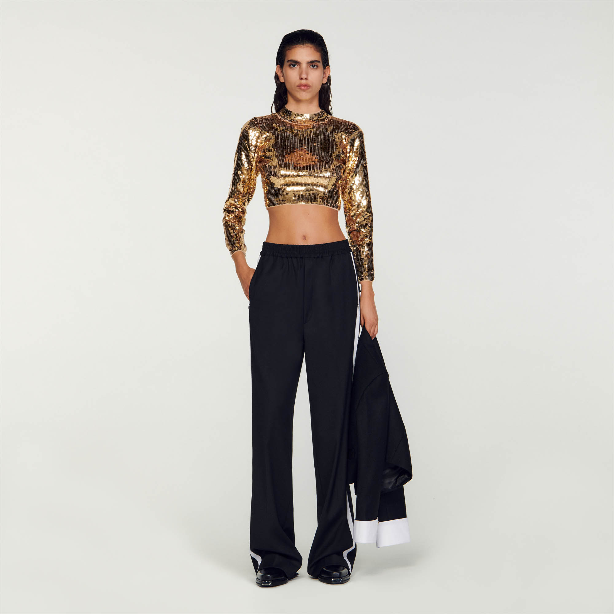 Cropped knit sweater with sequins
