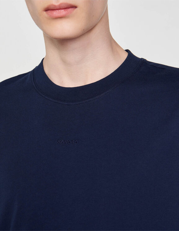 Short-sleeved T-shirt