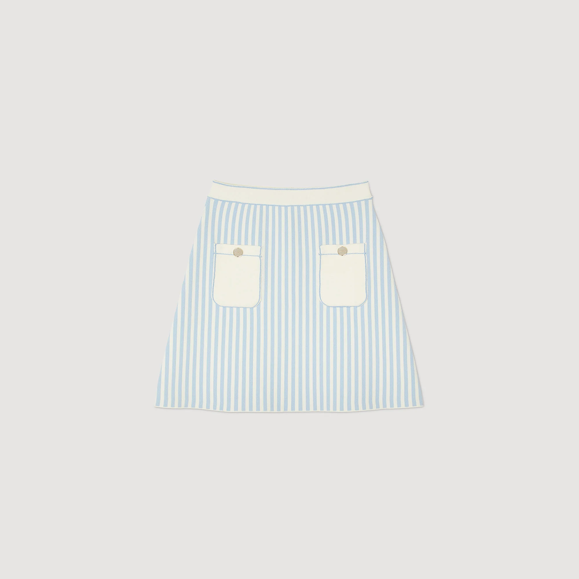 Short pleated skirt