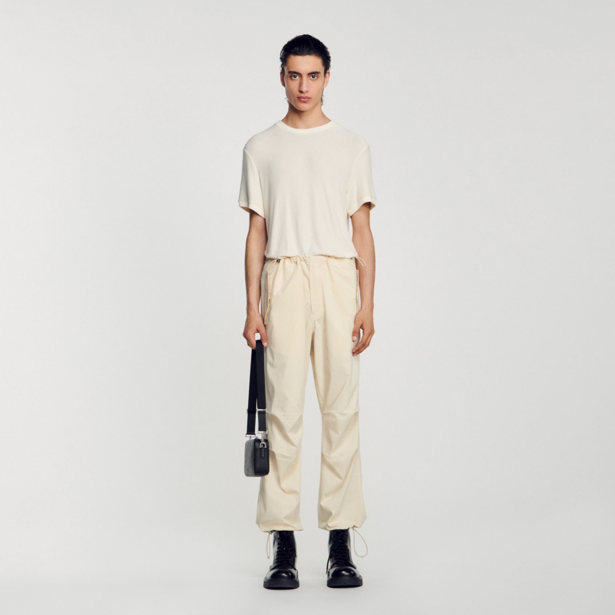 Round neck T-shirt