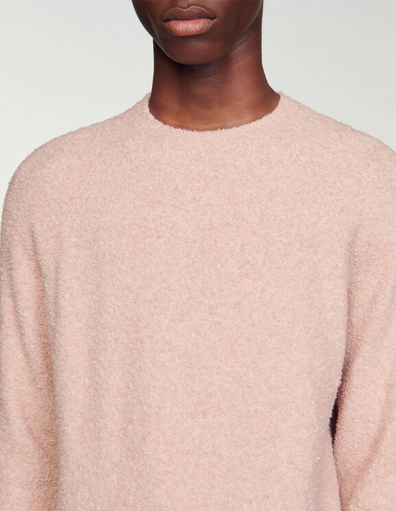 Long-sleeved sweater