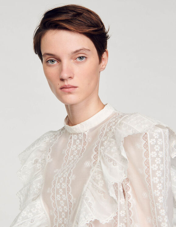 Broderie anglaise crop top