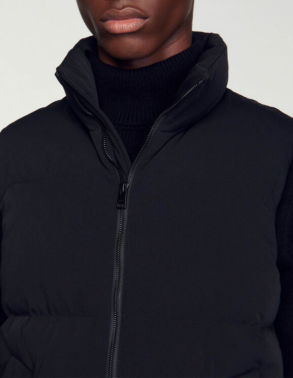 Sleeveless puffer jacket