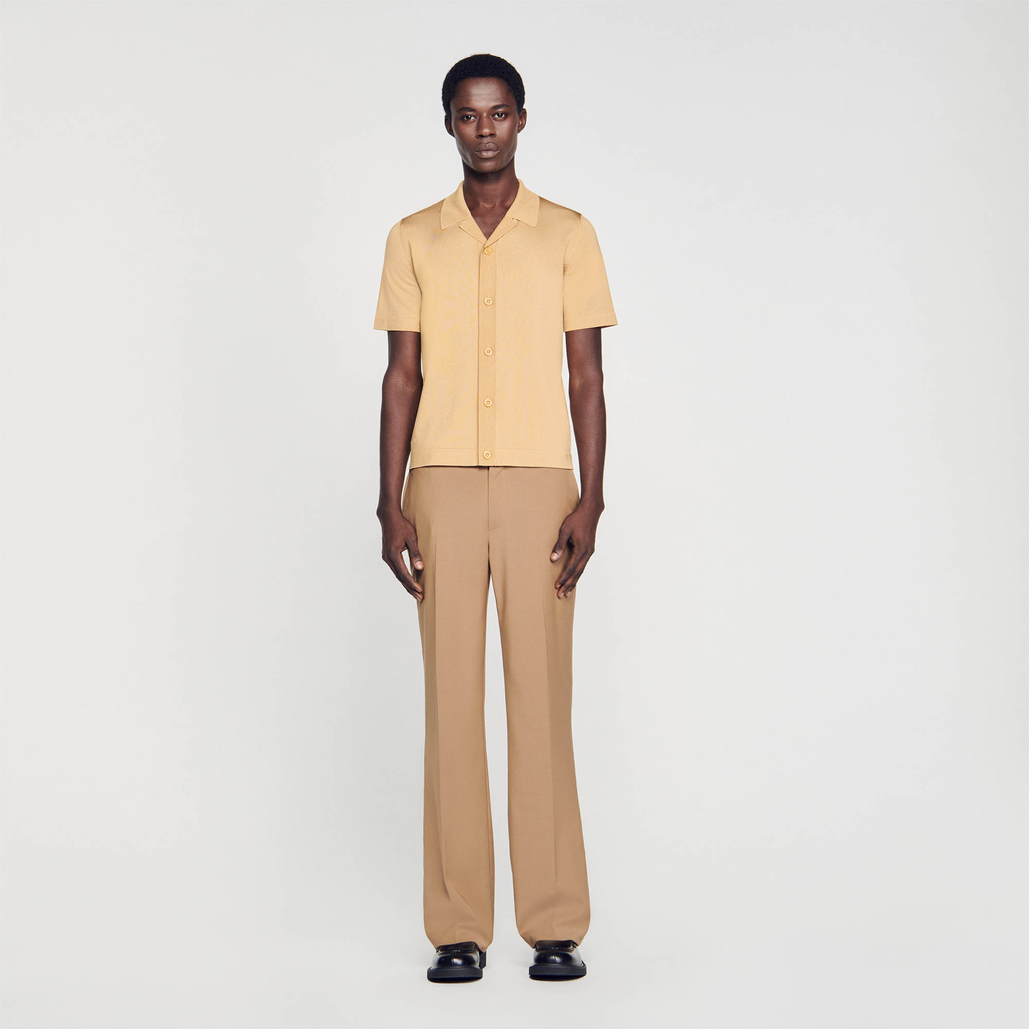 Short-sleeved shirt