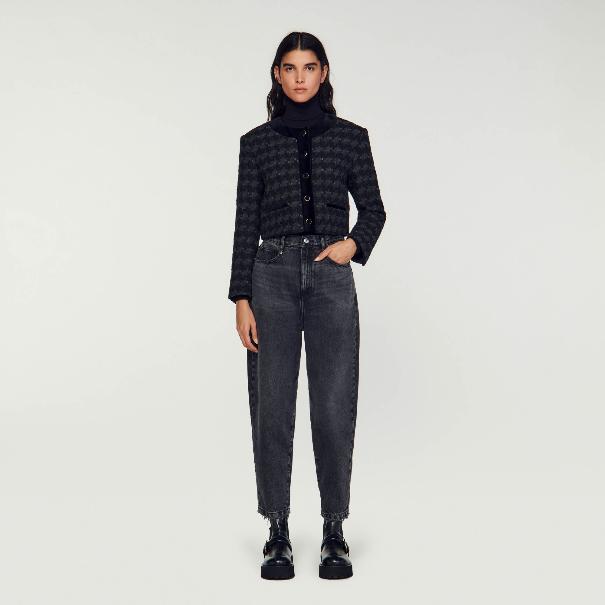 Short tweed jacket