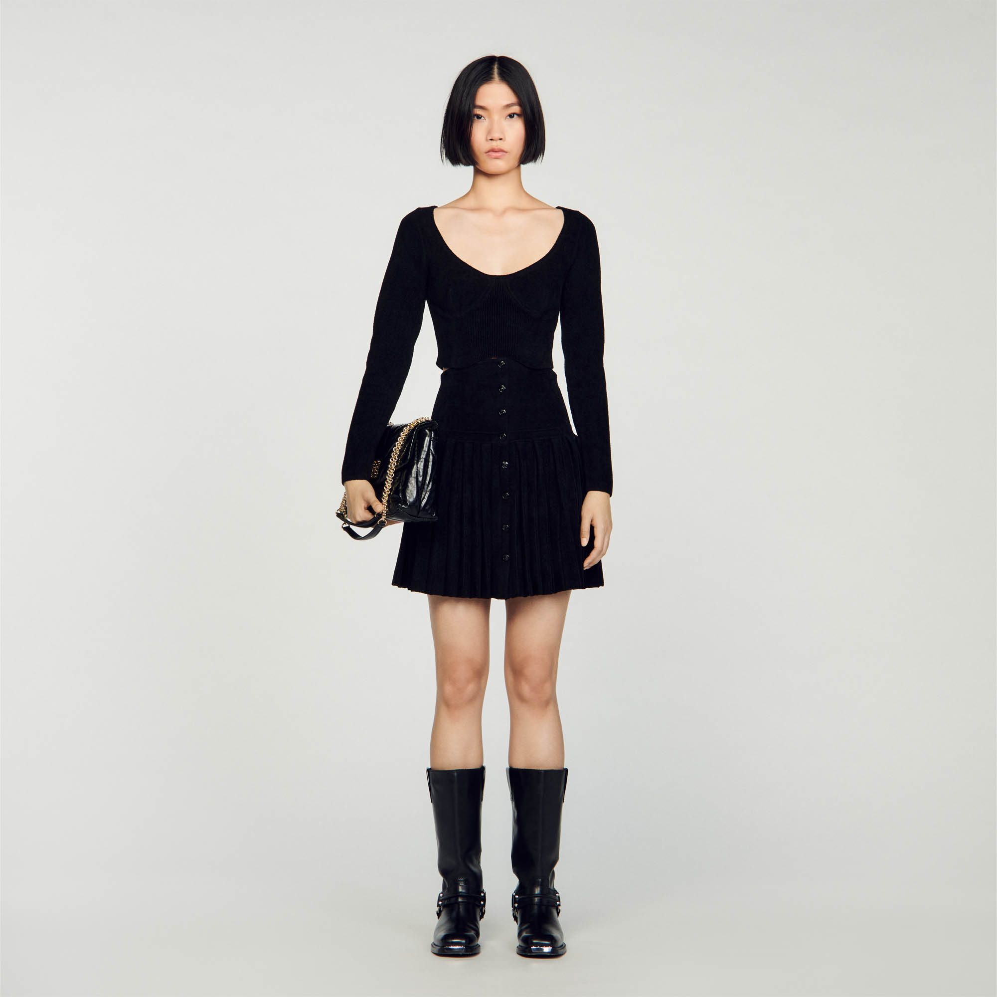Short velvet knit sweater