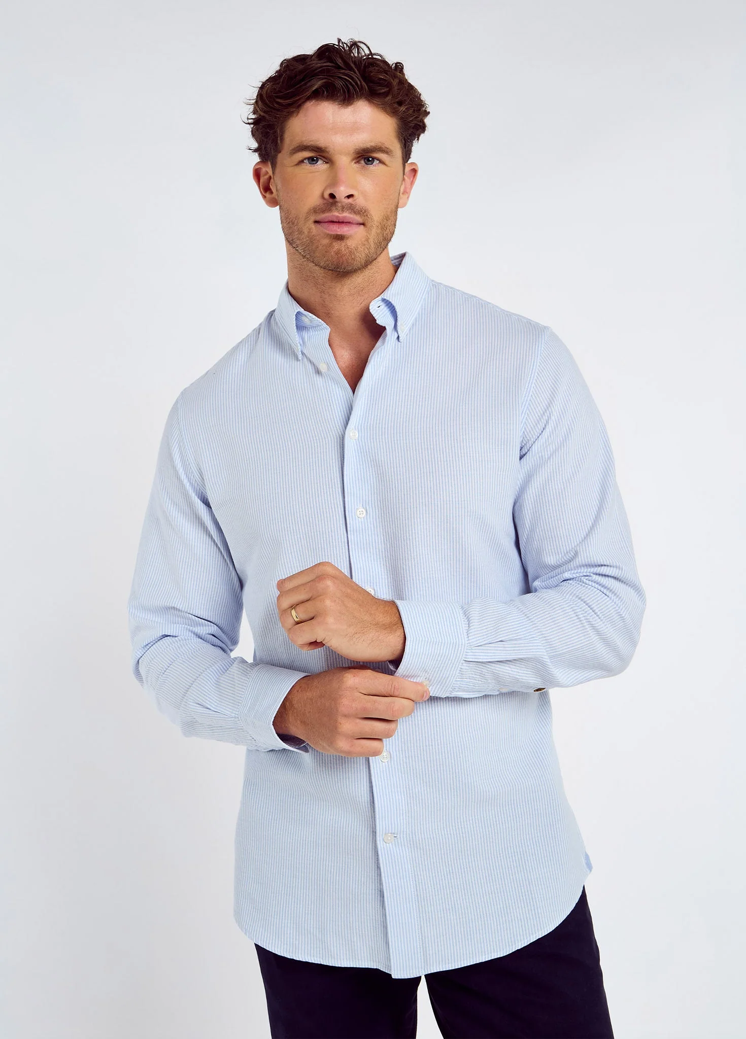 Clontarf Men's Oxford Shirt - Pale Blue