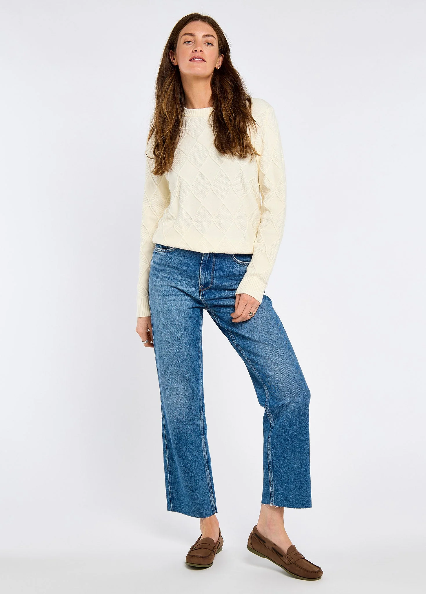 Banteer Ladies' cable knit crew neck - Oyster