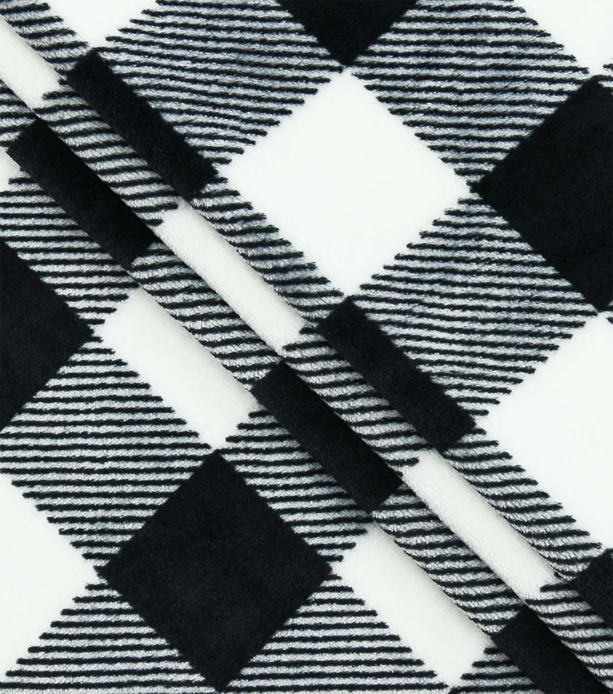 Black & White Buffalo Plaid Sew Lush Fleece Fabric