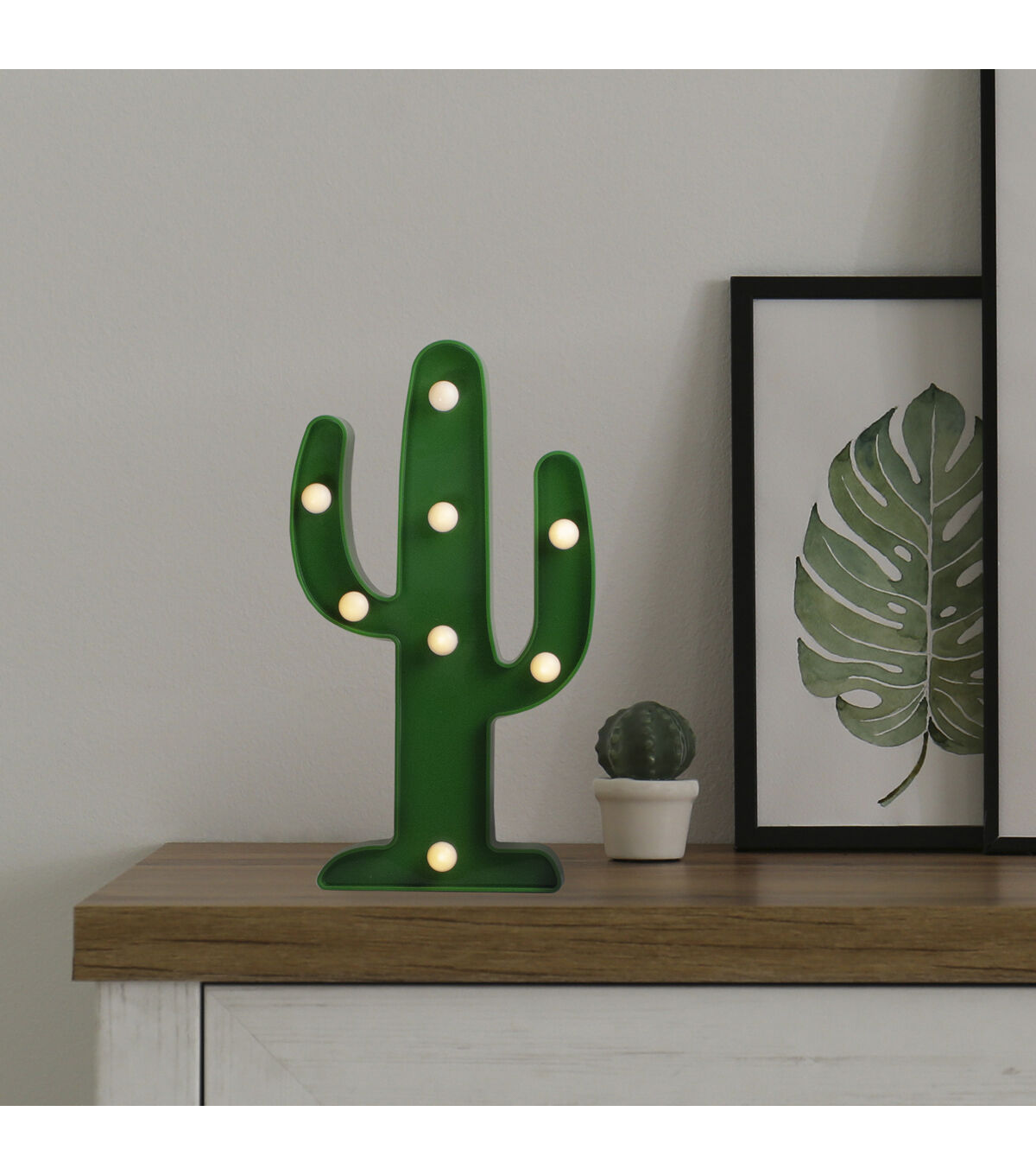 Northlight 10 Battery Operated Green Cactus Marquee -White LED Lights