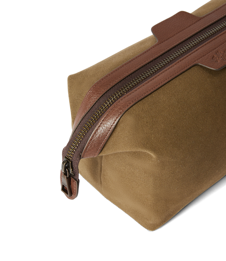 Barrenjoey wash bag