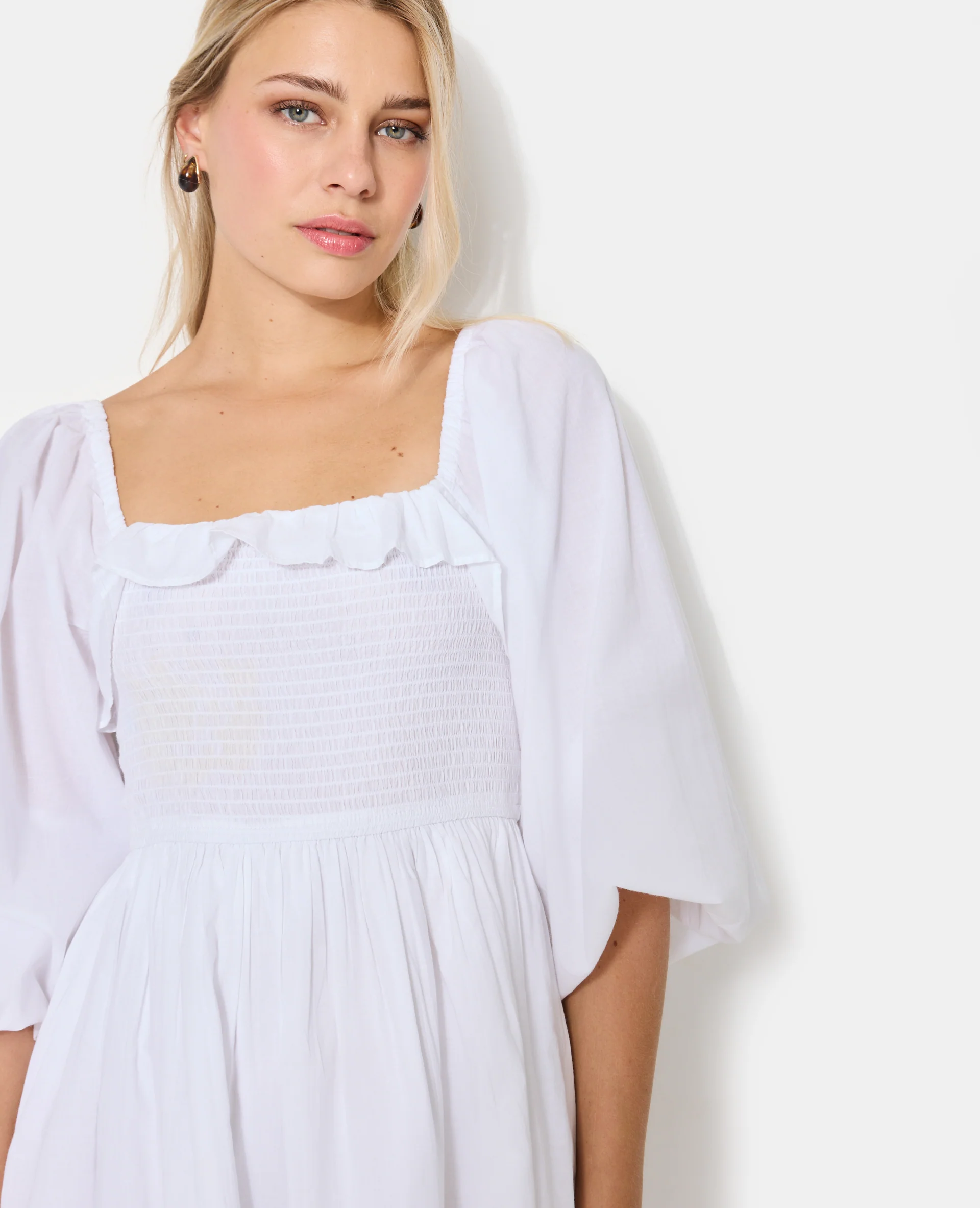 Robe courte en popeline avec manches ballons