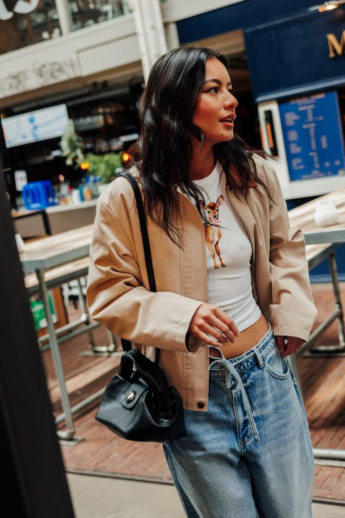 Manteau court en toile avec col velours