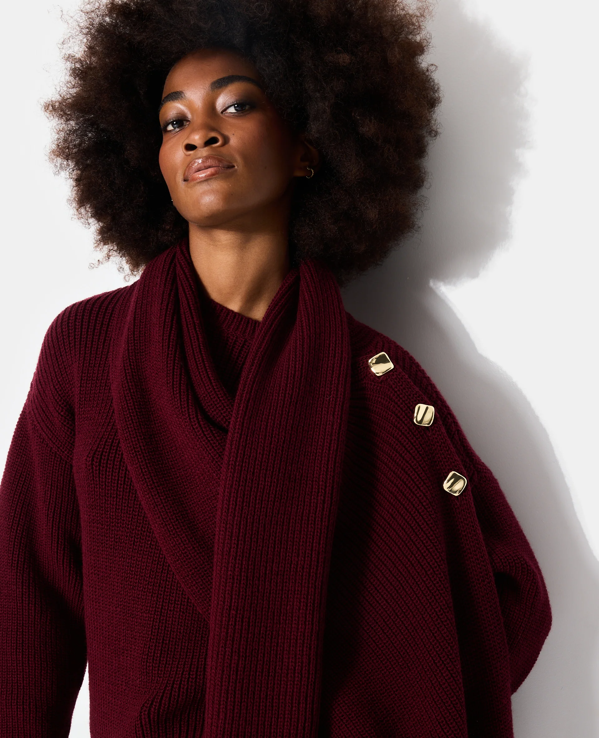 Pull oversize avec écharpe amovible