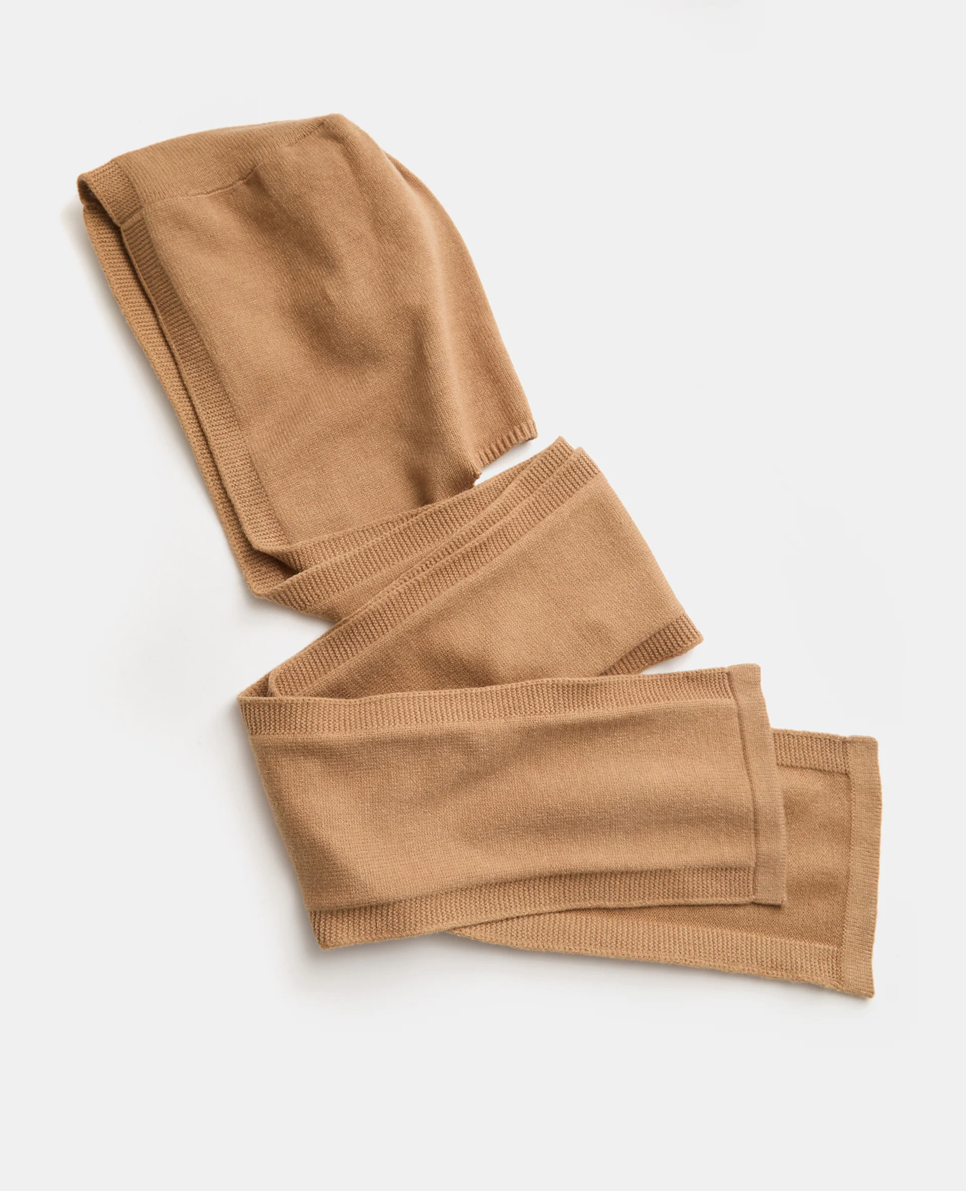 Capuche-écharpe en maille