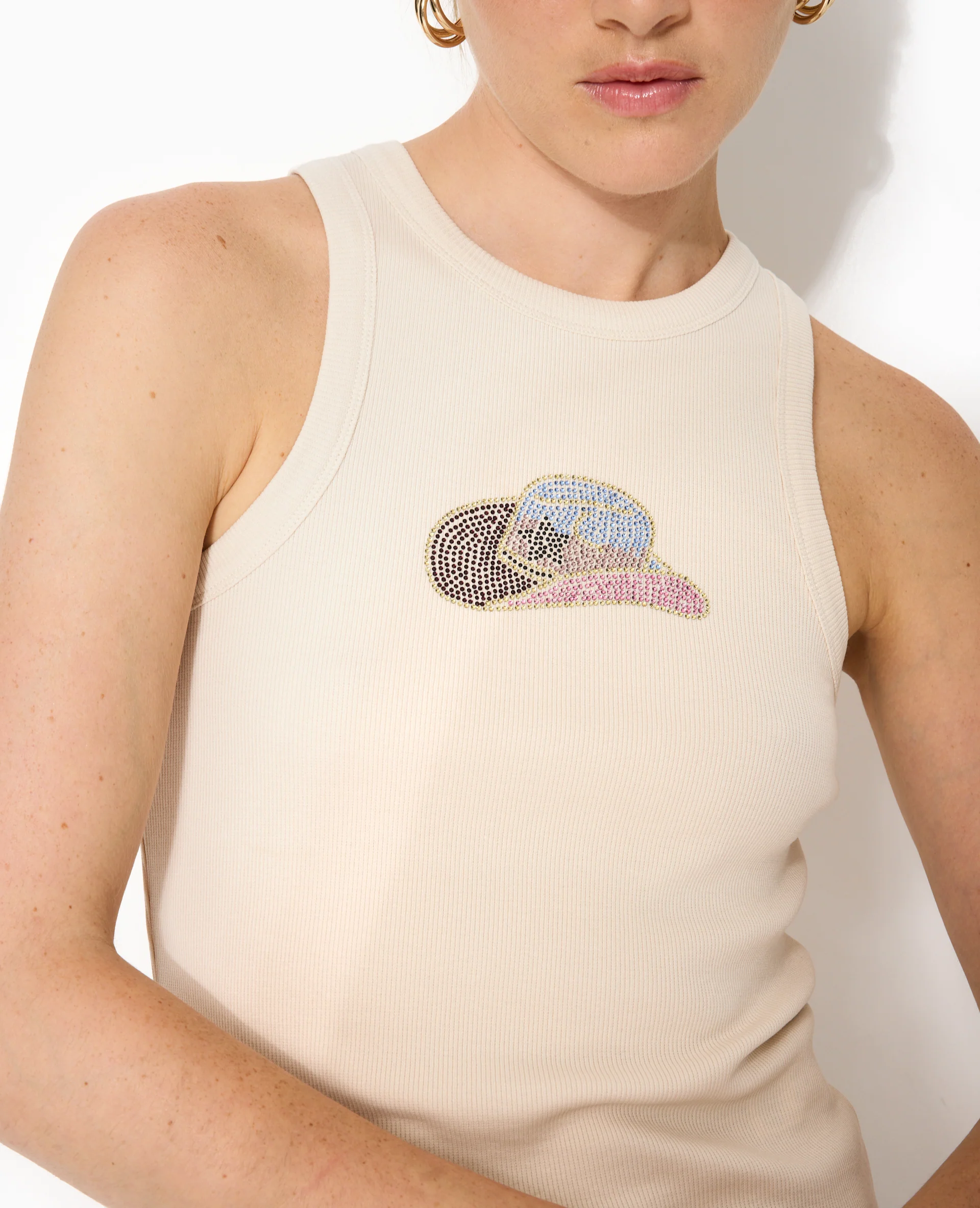 Débardeur en maille côtelée avec motif en strass