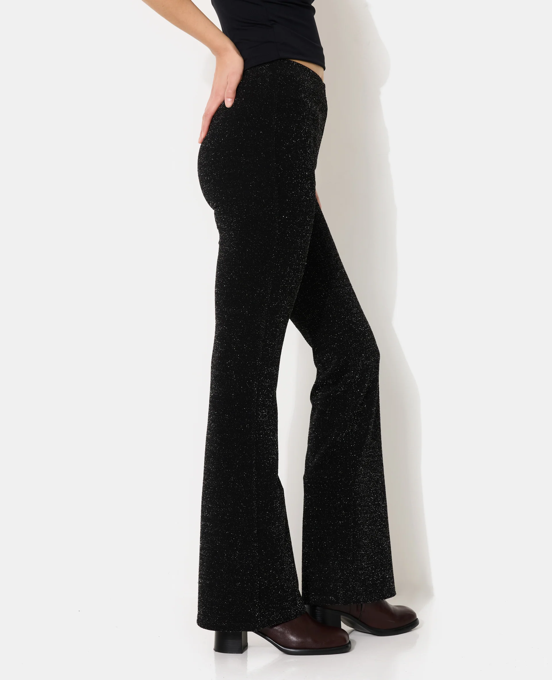 Pantalon flare en maille avec fils lurex