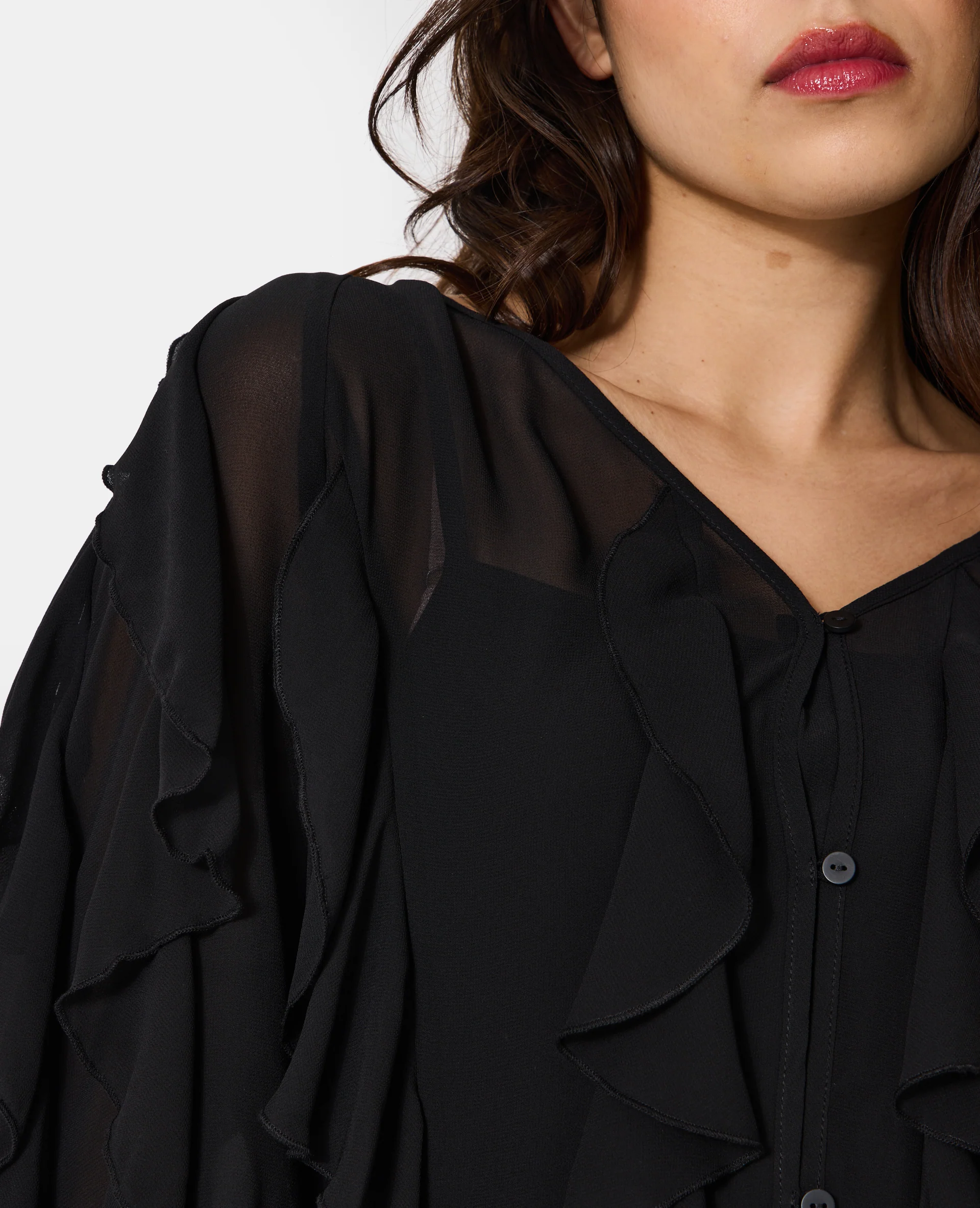 Blouse en voile avec volants et boutons