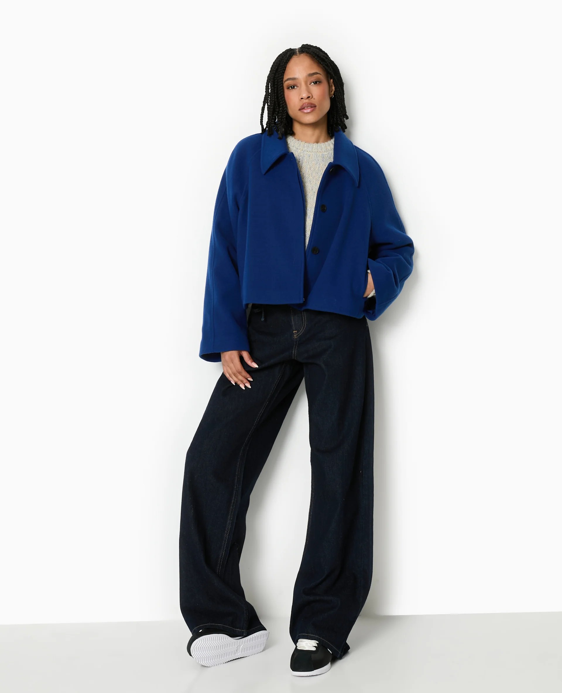 Manteau court drap de laine