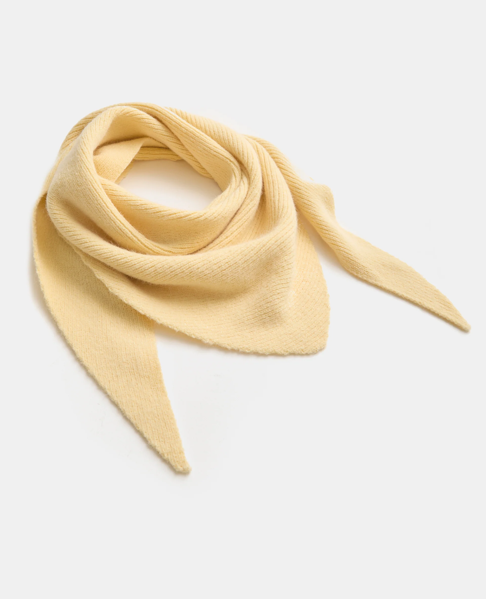 Echarpe triangle façon châle en maille