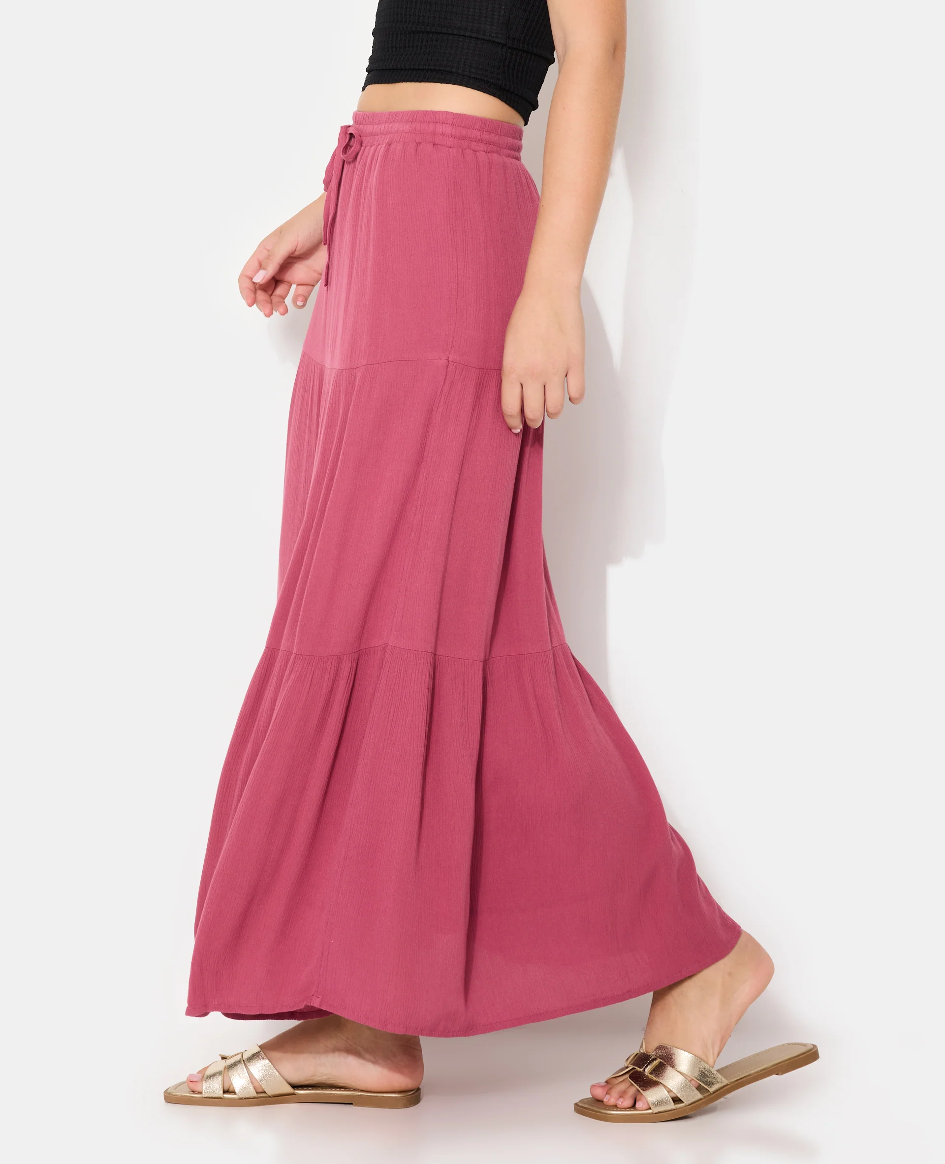 Jupon long à étages avec ceinture élastiquée