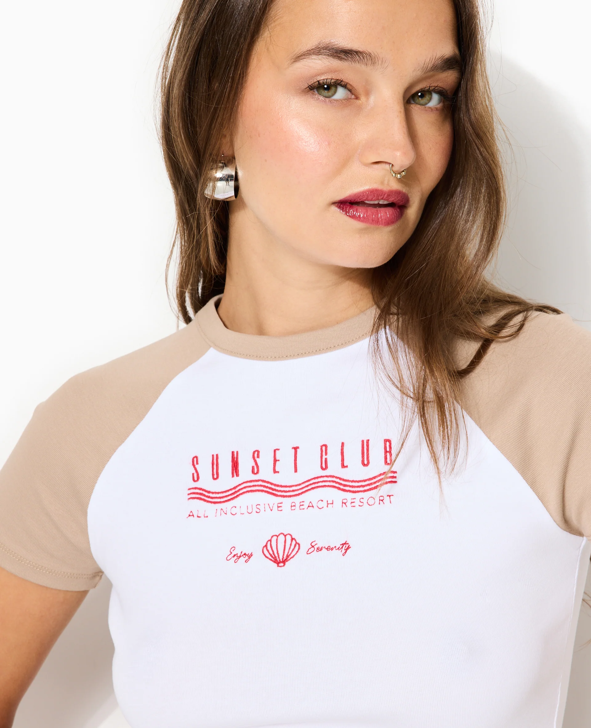 T-shirt manches raglans avec broderie