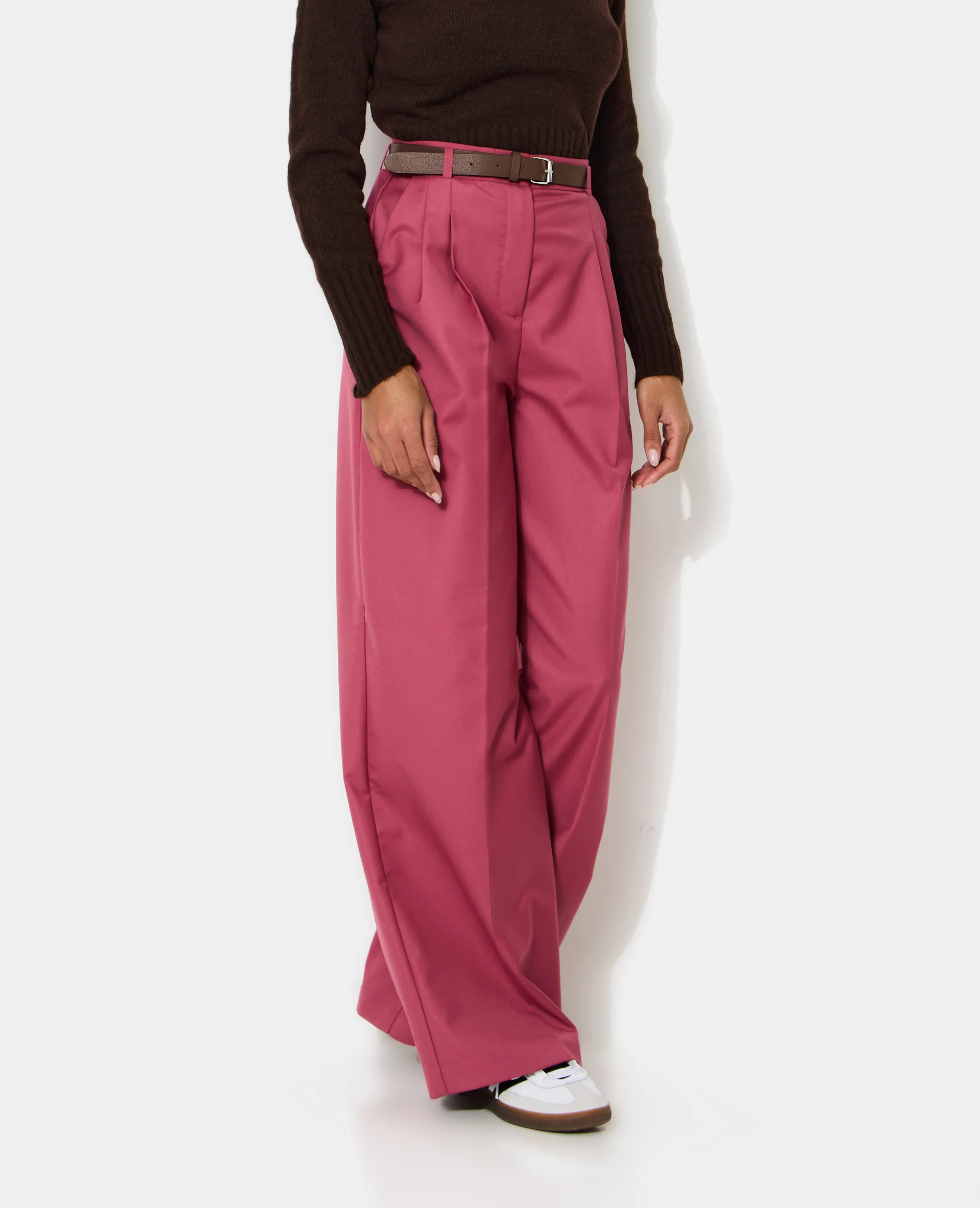 Pantalon large taille haute avec ceinture