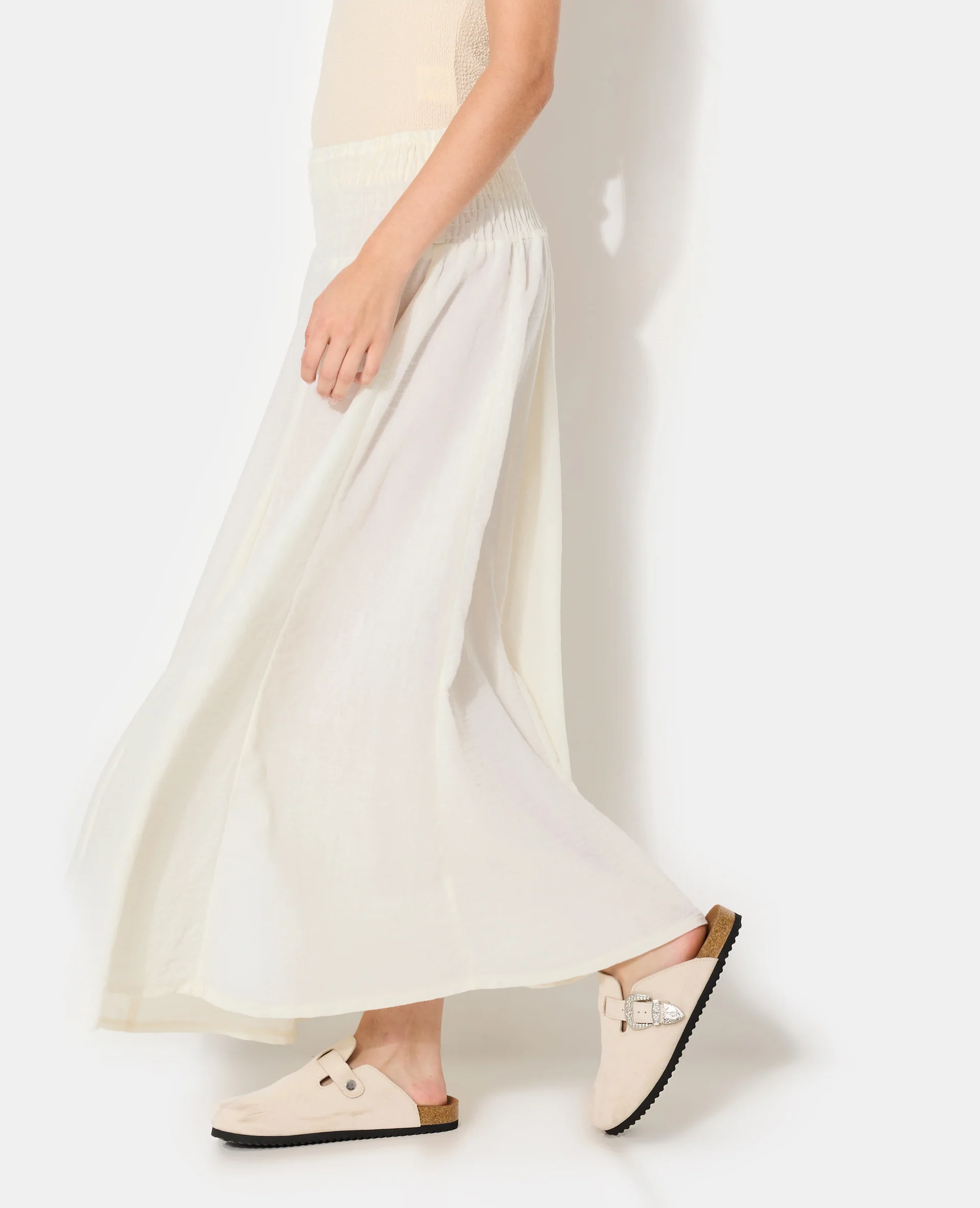 Jupe longue et évasée avec ceinture smock