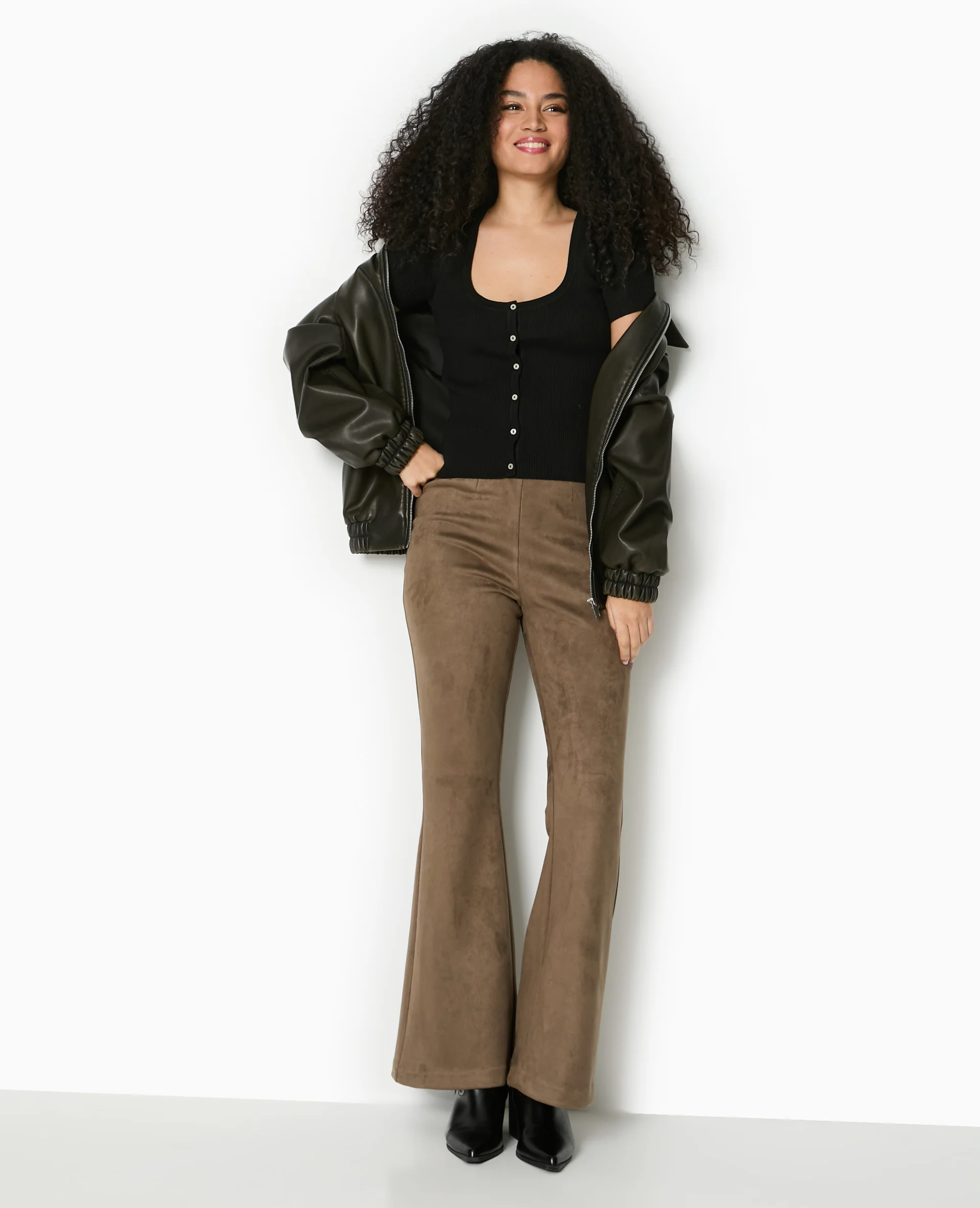 T-shirt boutonné en maille côtelée