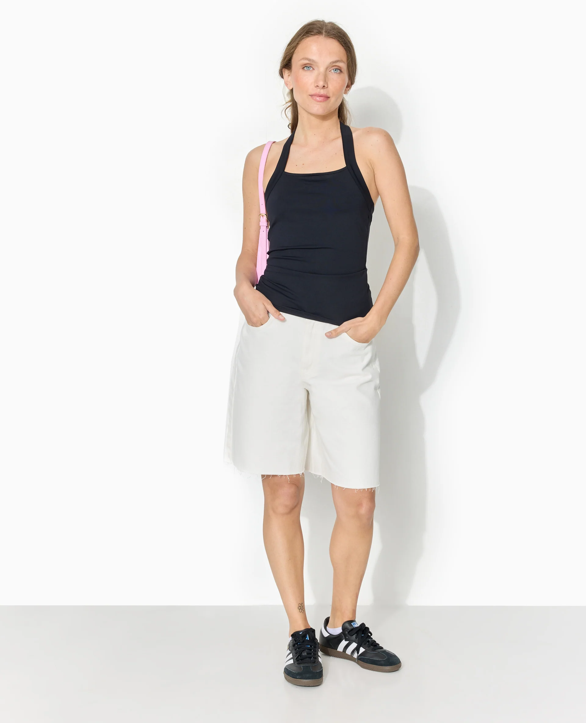 Dos-nu en maille extensible