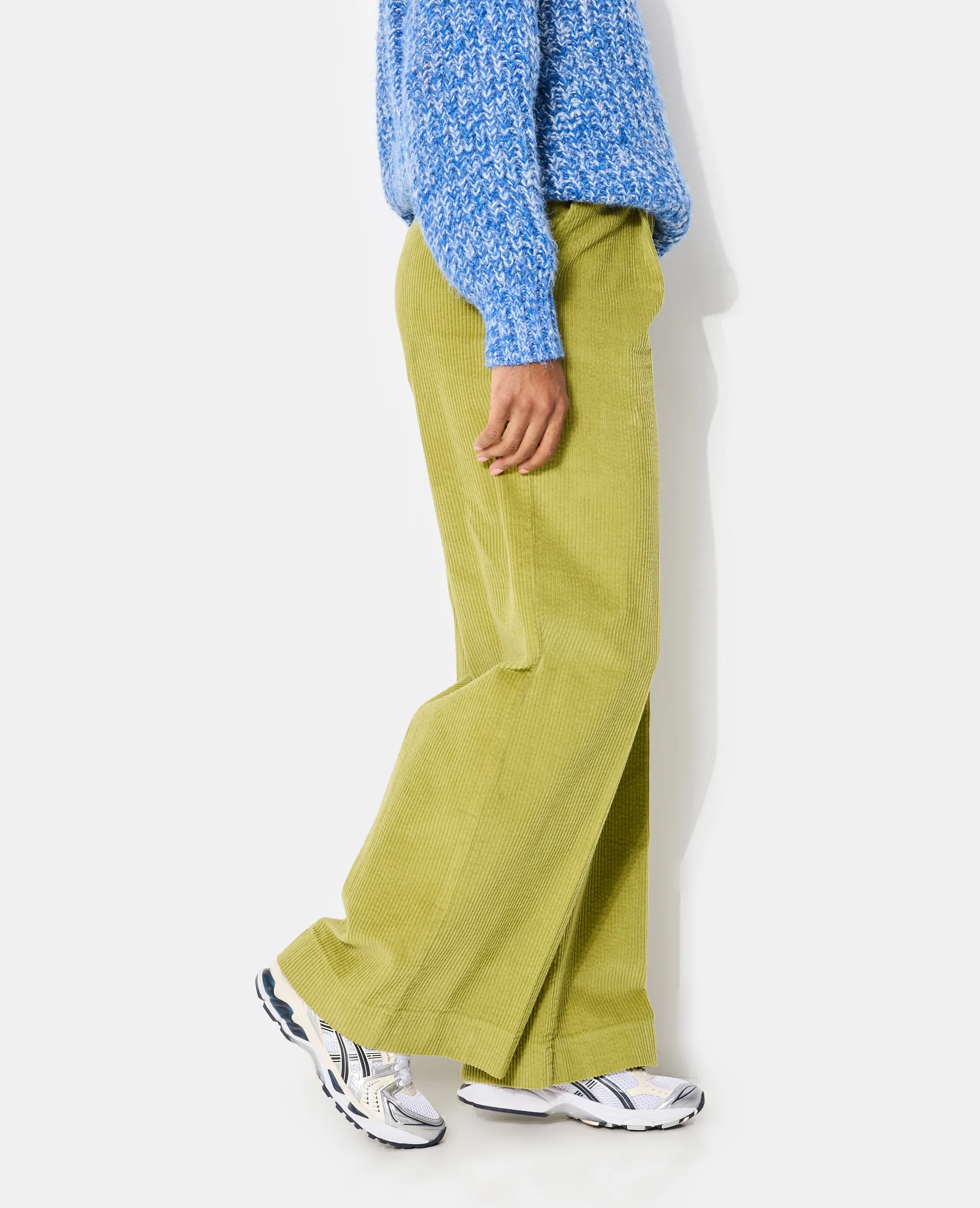 Pantalon large en velours grosse côte