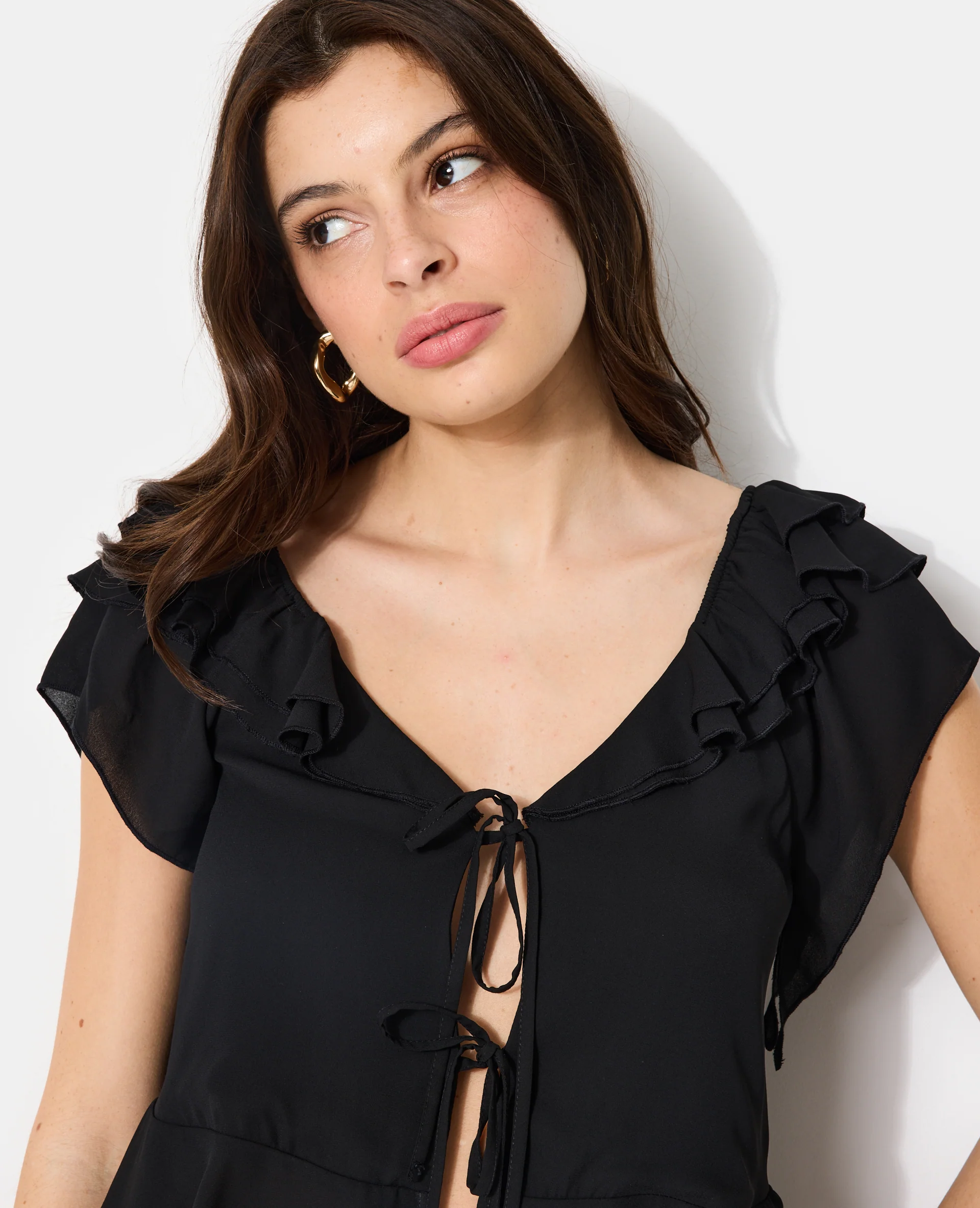 Blouse en voile avec volants et nouettes