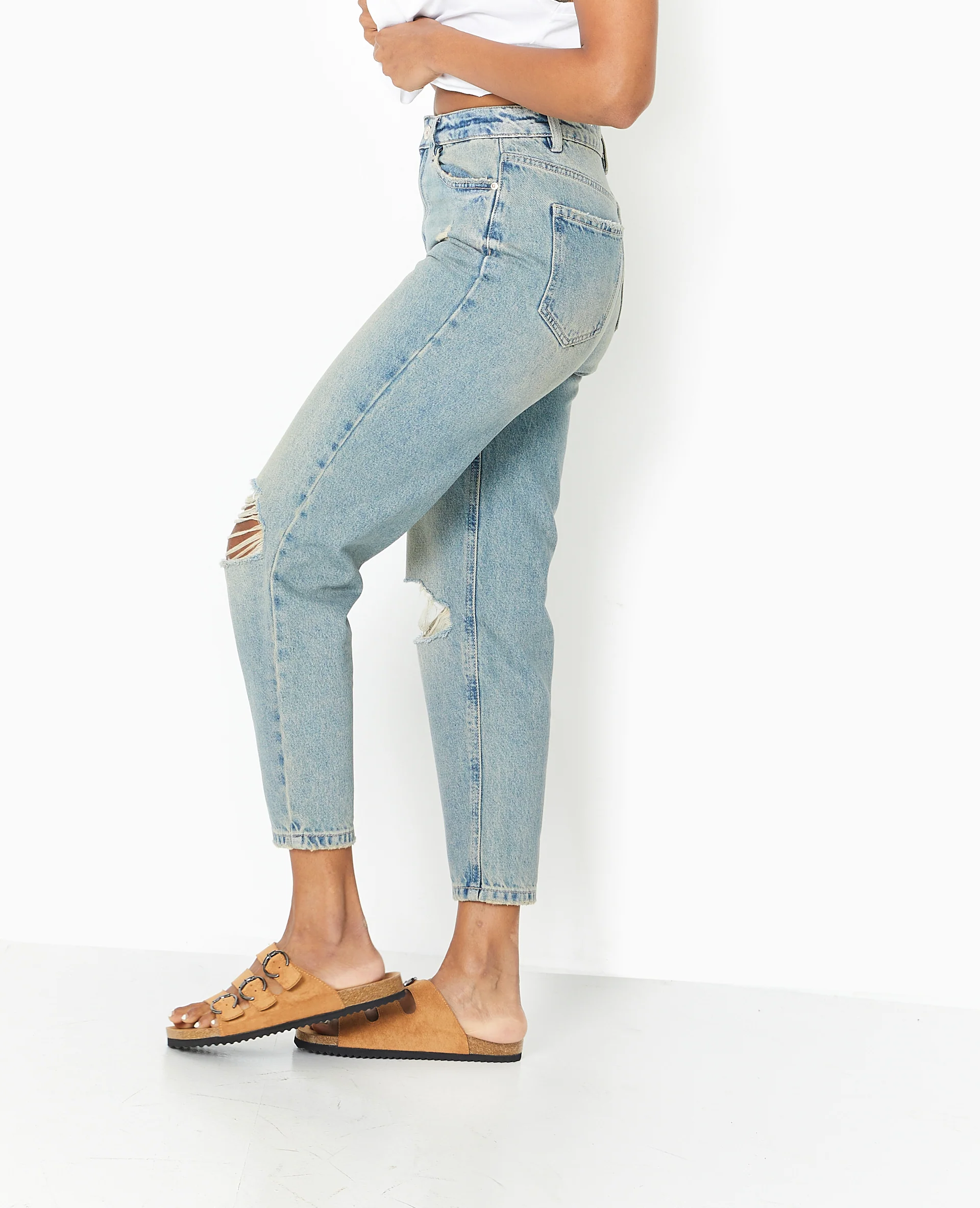 Jean mom taille haute destroy