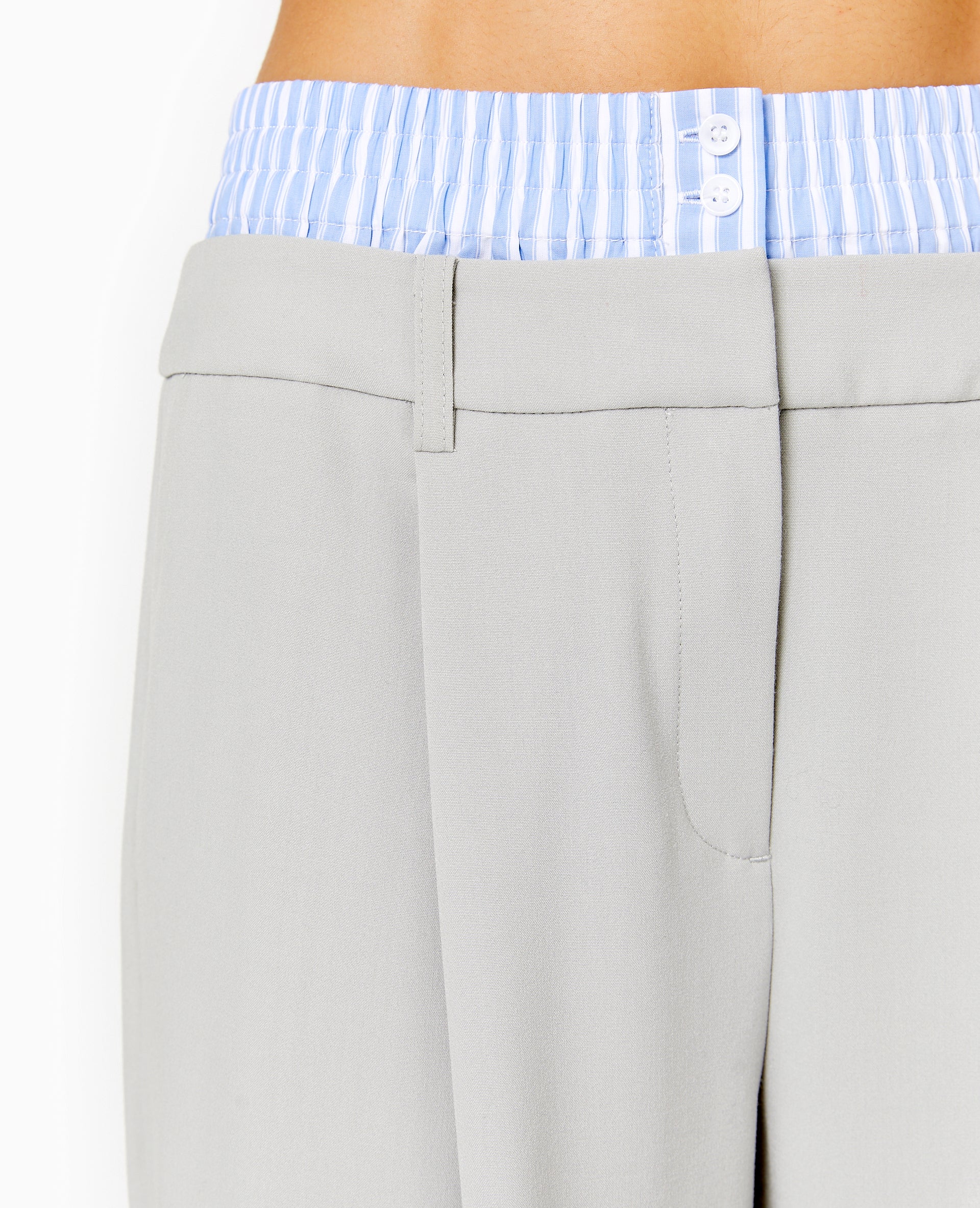 Pantalon large avec effet caleçon apparent