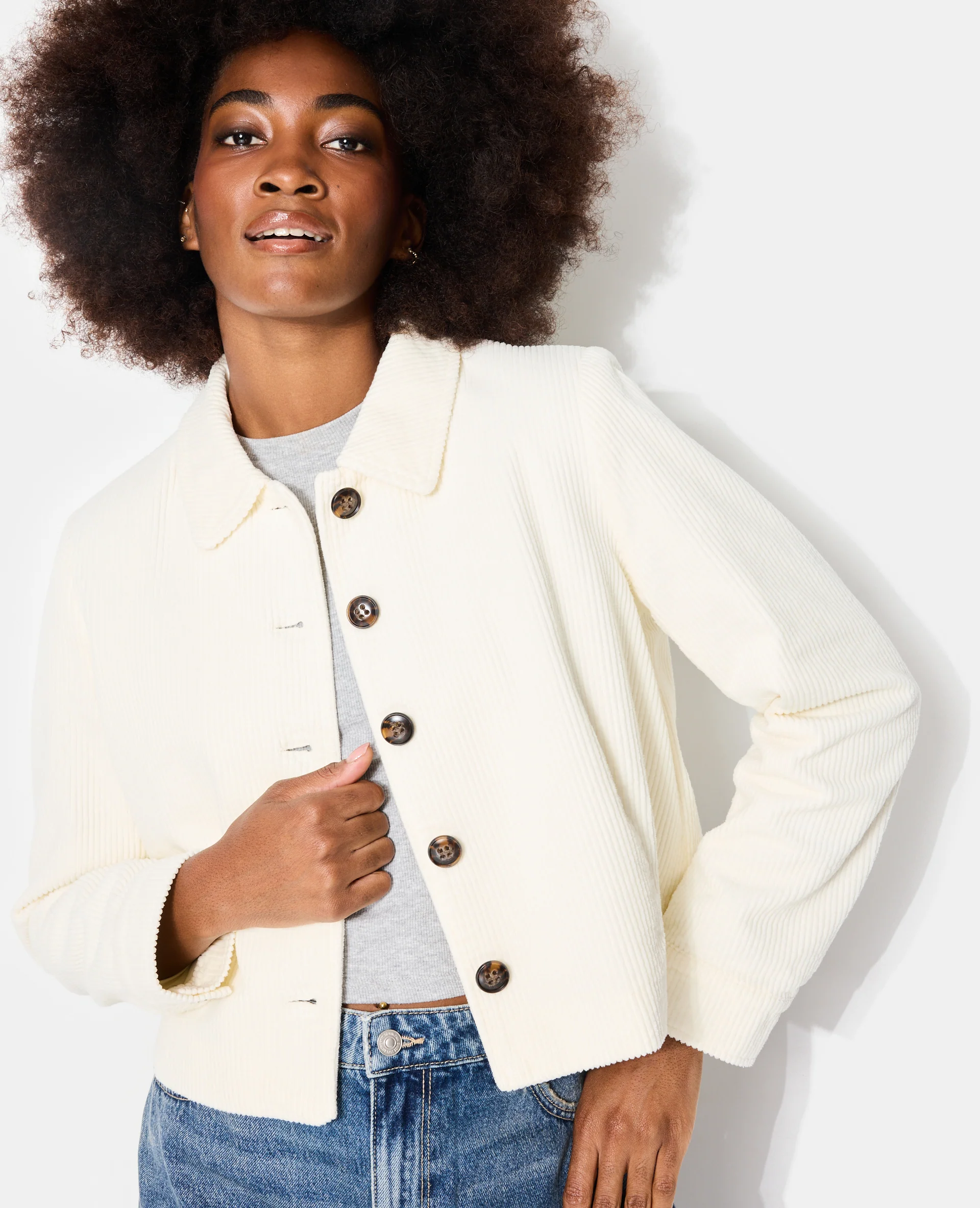 Veste droite et courte en velours