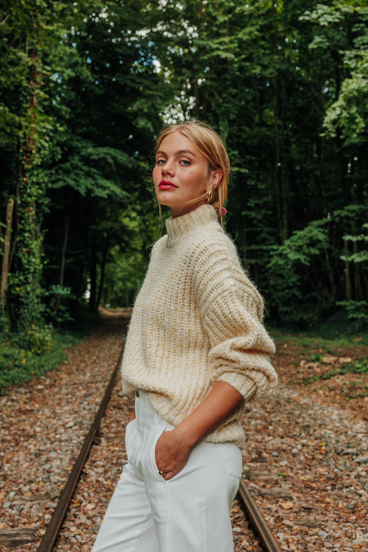 Pull grosse maille moulinée col montant