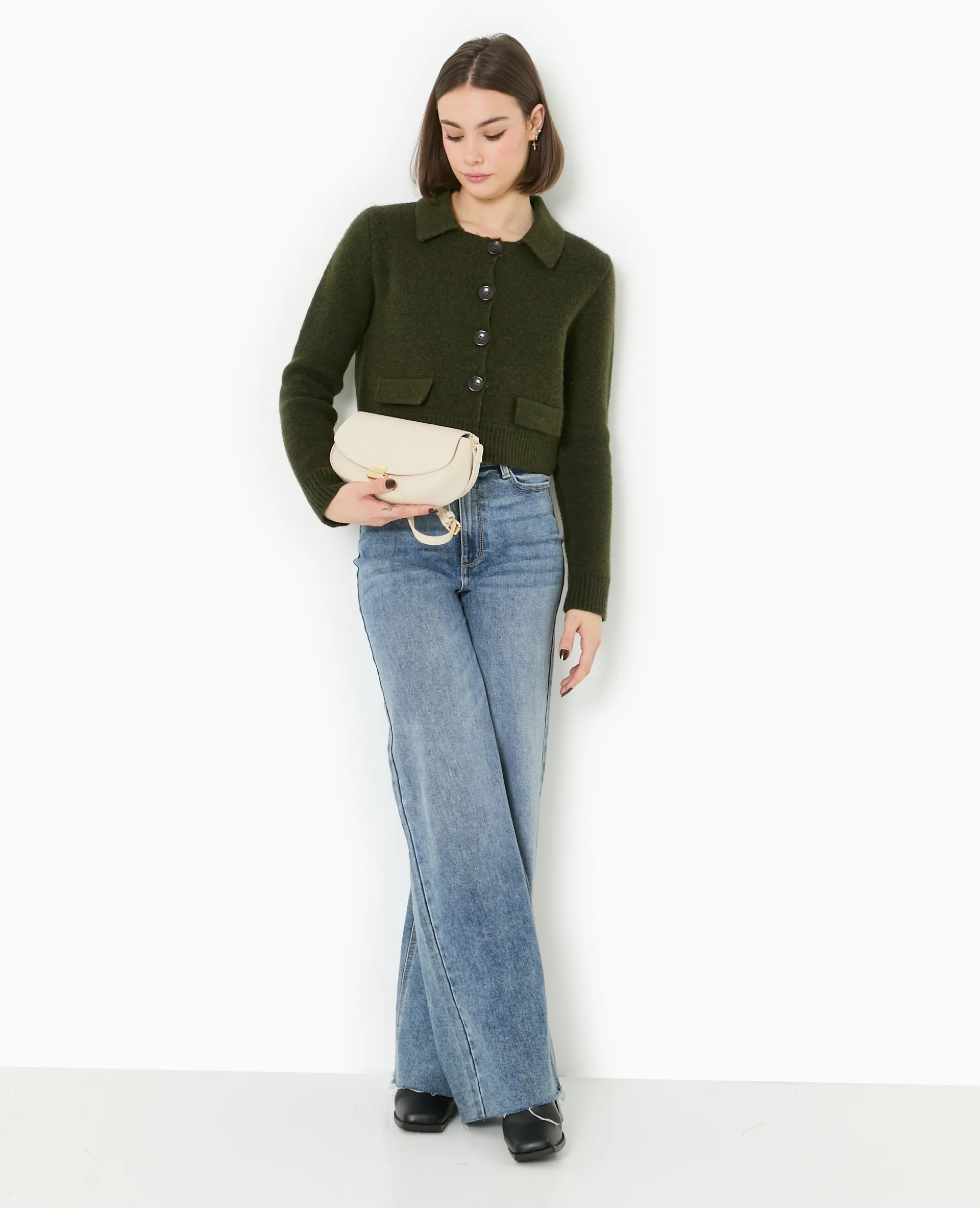 Gilet court avec col