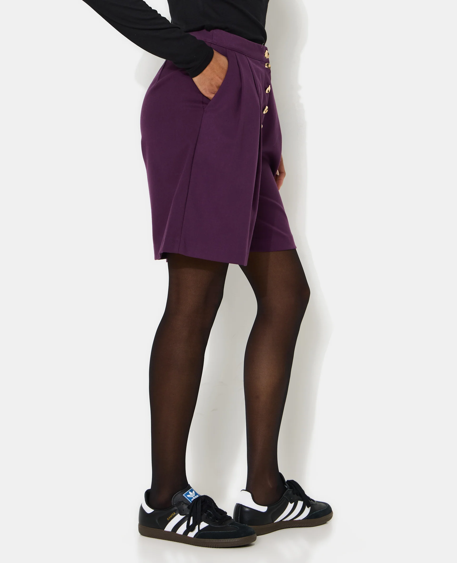 Short long avec boutons fantaisie