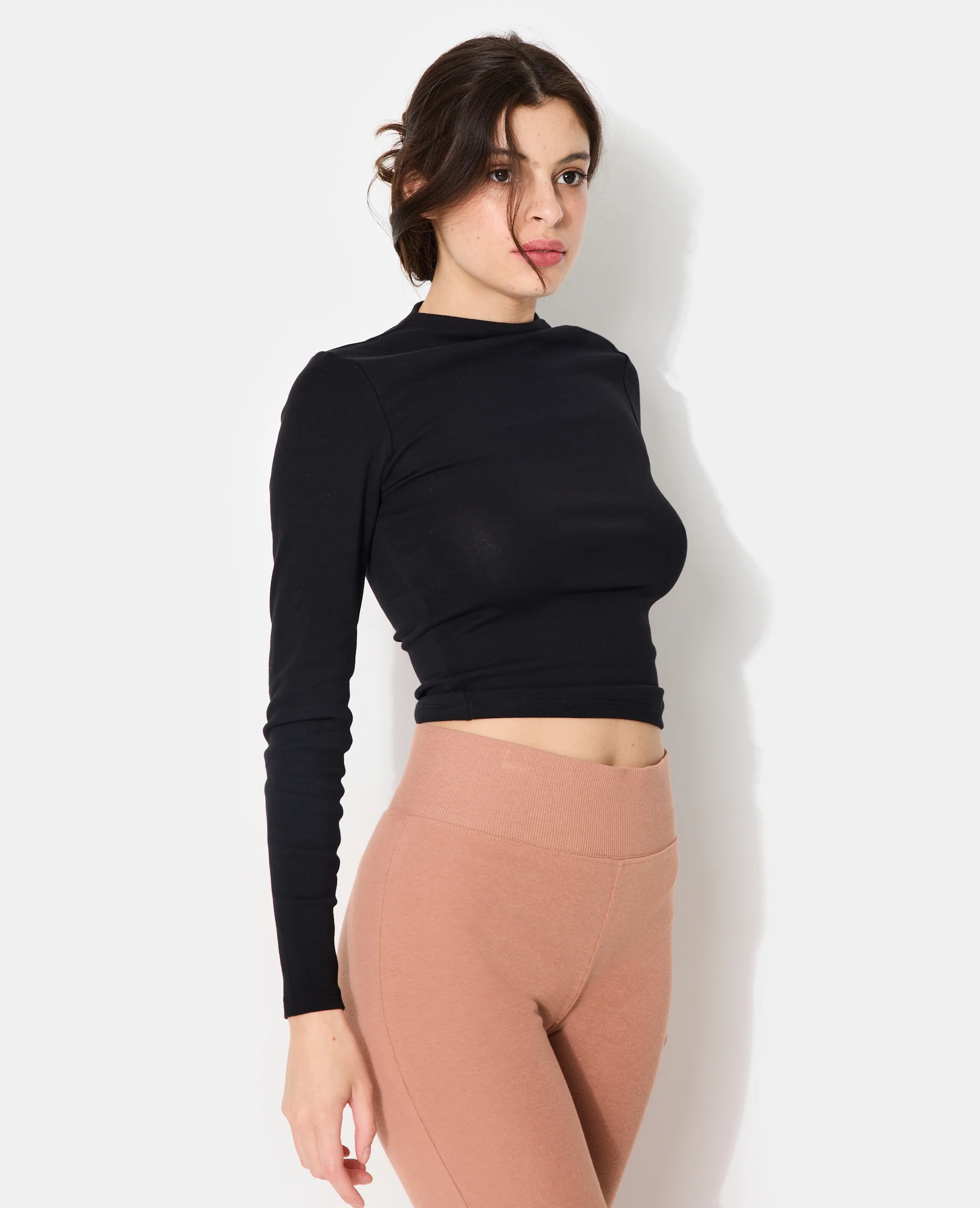 T-shirt manches longues col montant