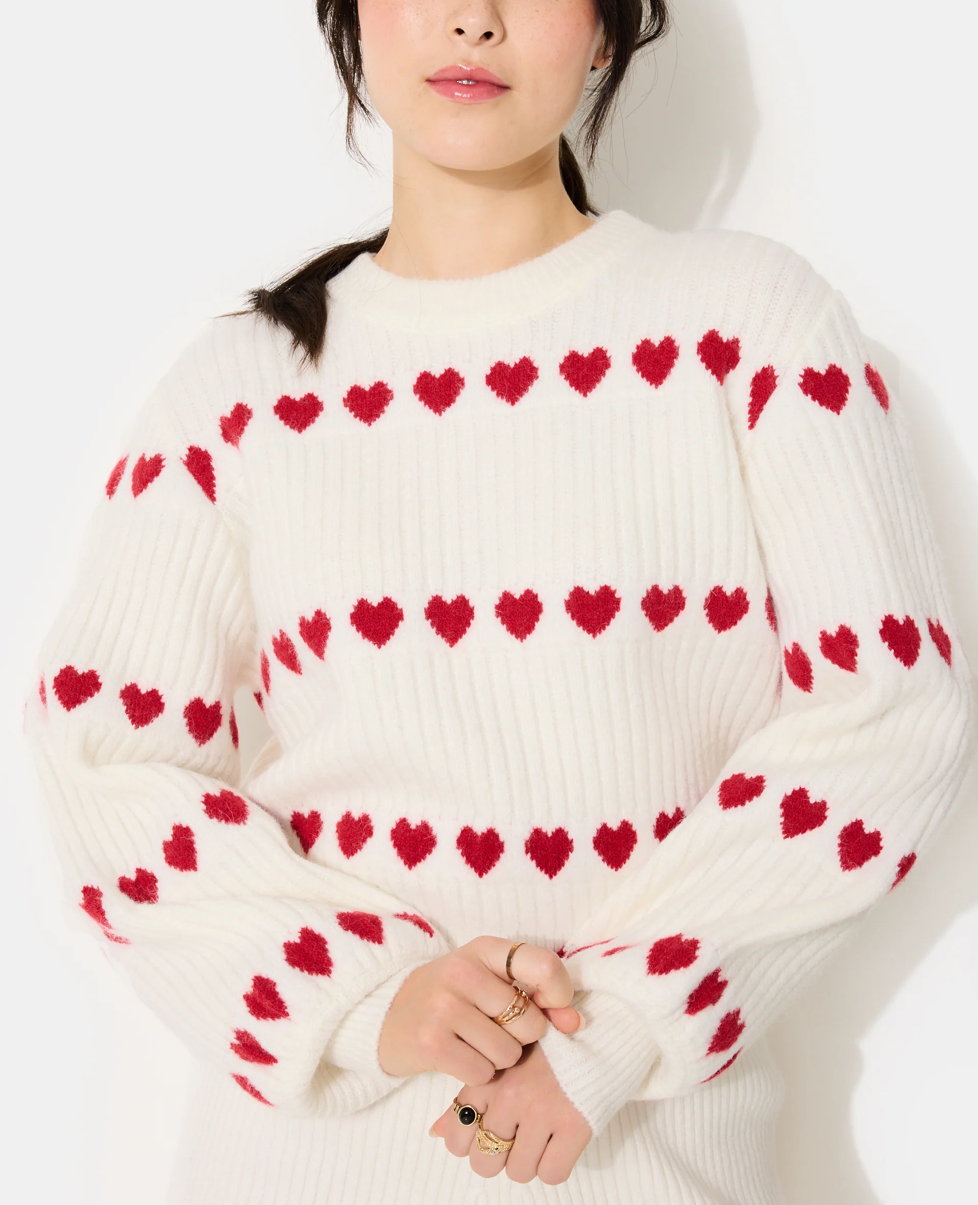 Pull en maille côtelée avec cœurs
