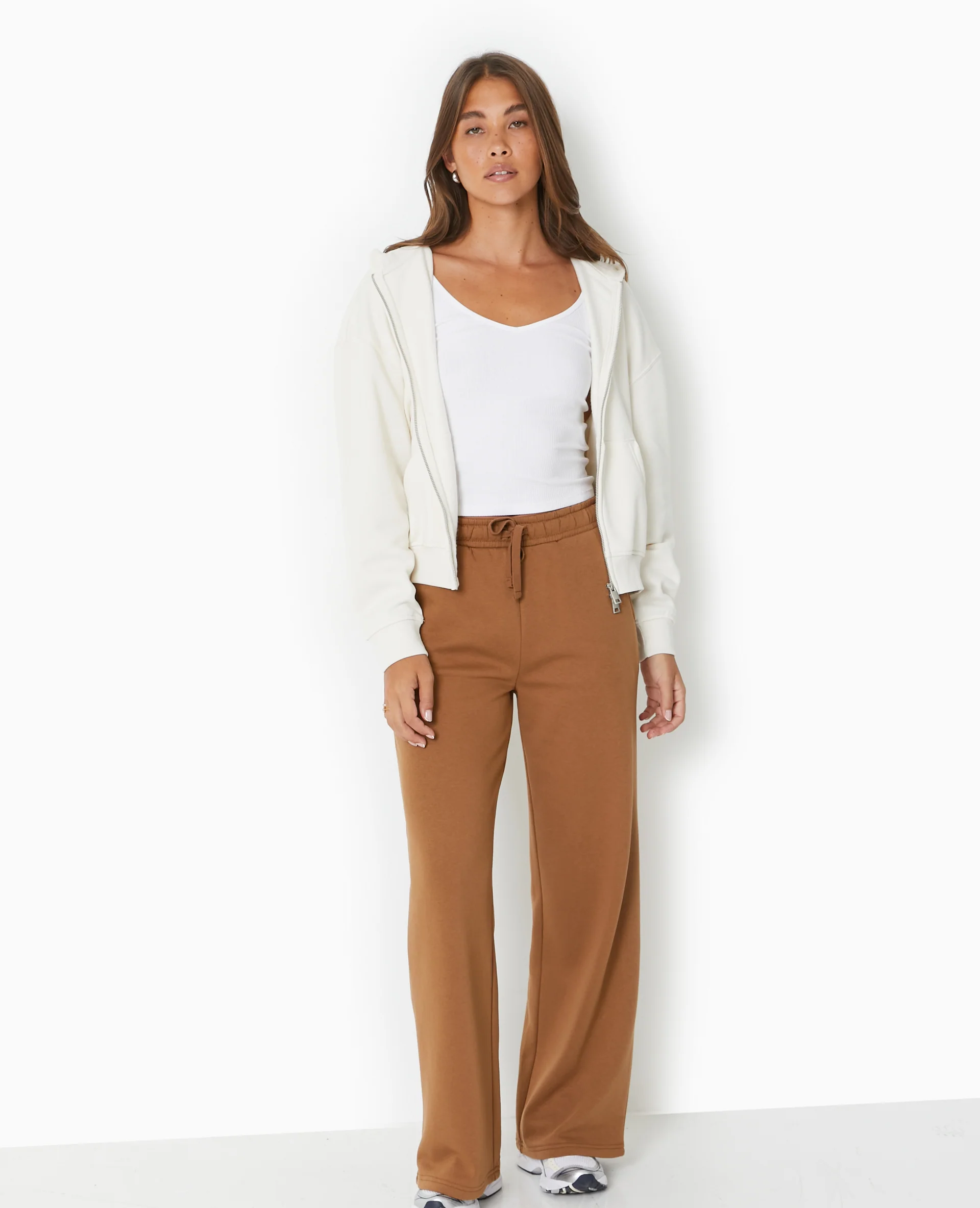 Sweat zippé avec capuche