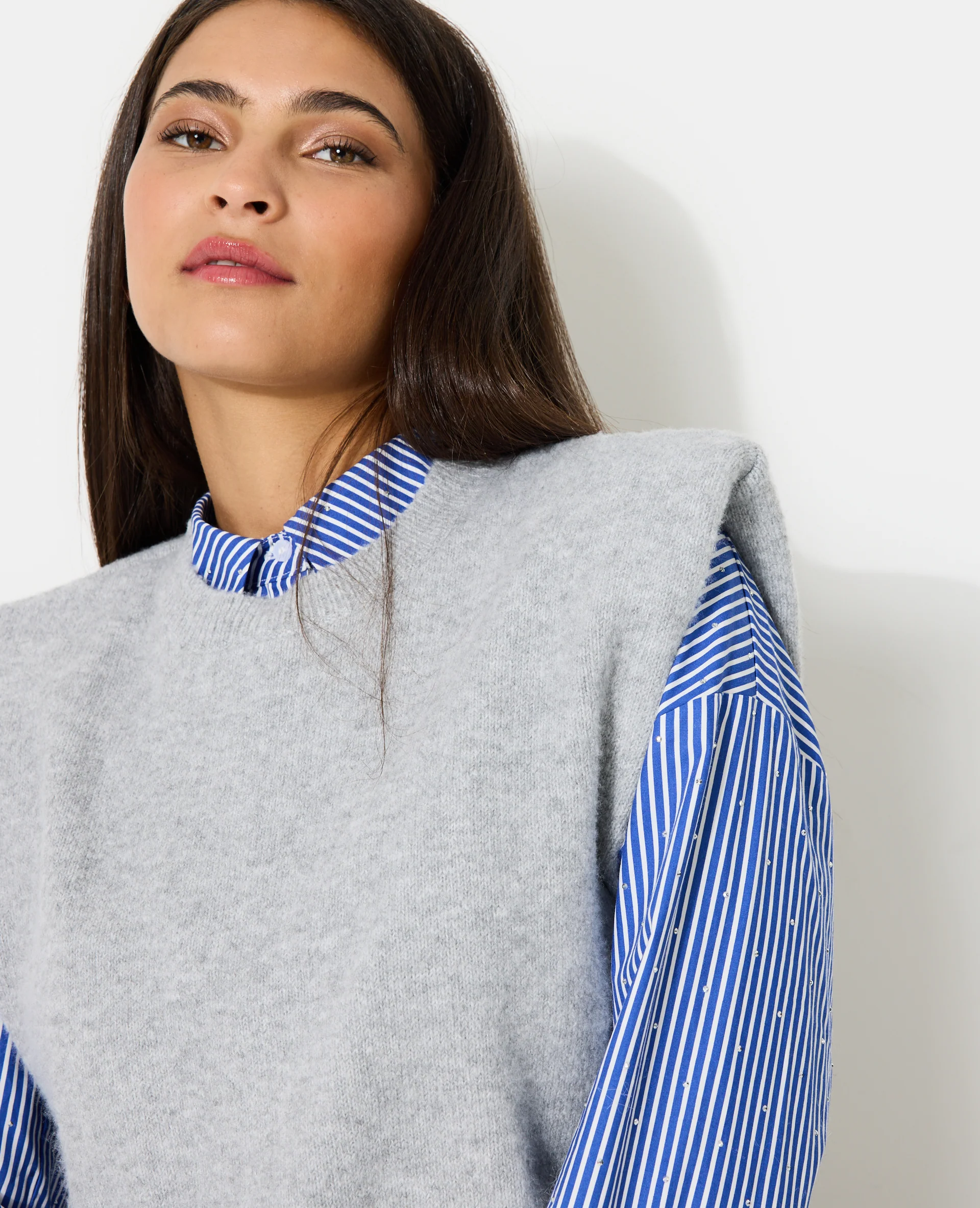 Pull sans manches avec épaulettes