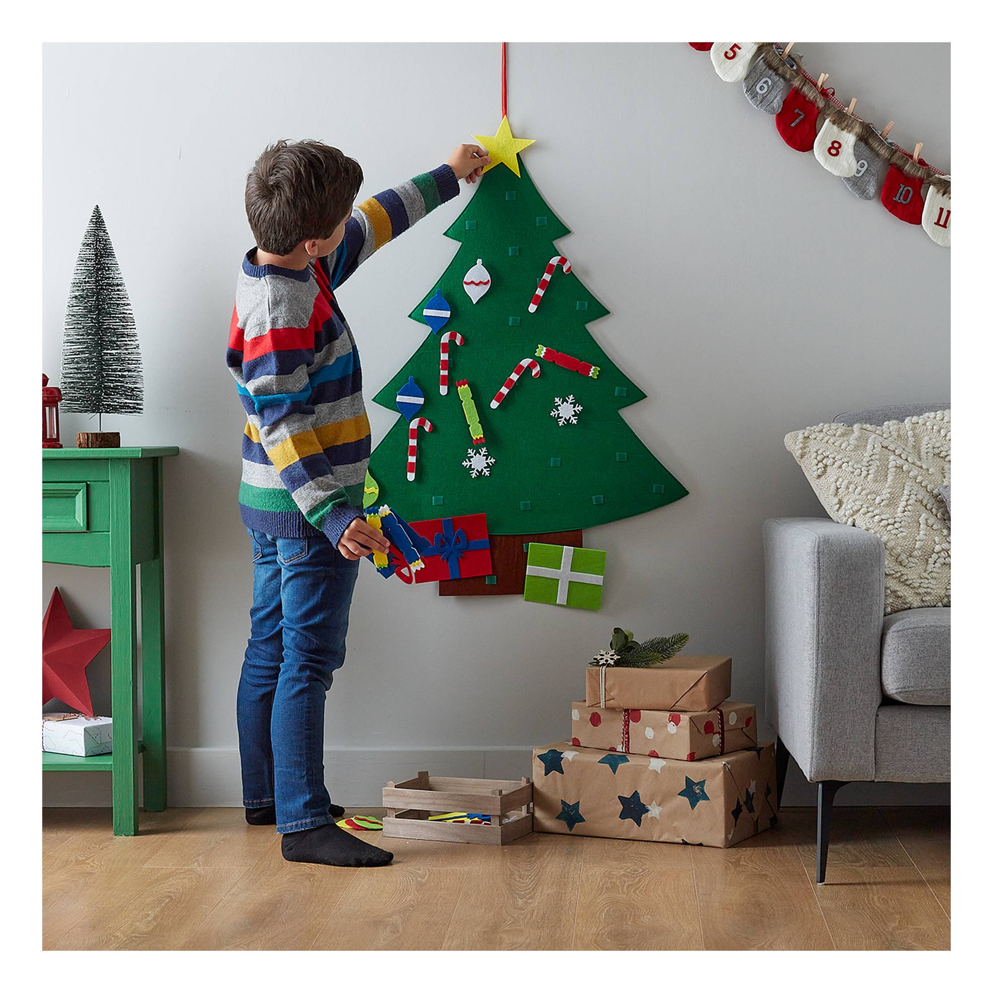 Decorate Your Own Felt Christmas Tree Kit